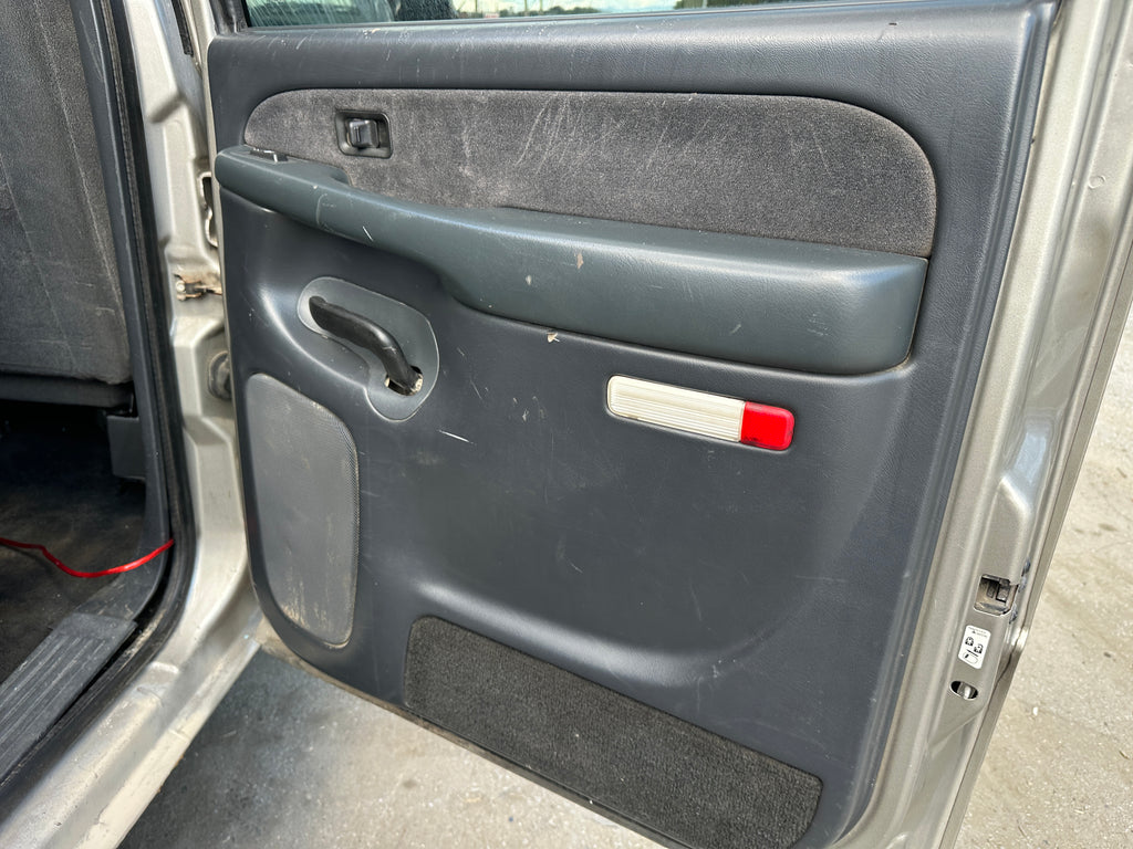 2002 Chevrolet Silverado K2500HD 6.6 LB7 Duramax – C2530