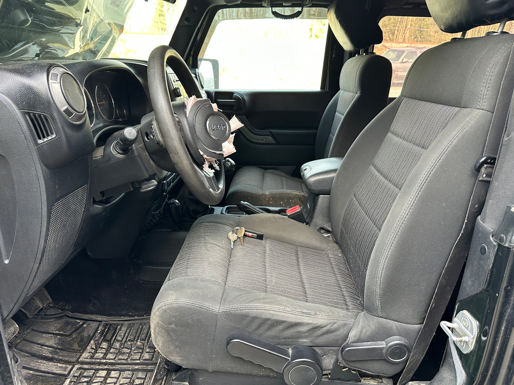 2012 Jeep Wrangler JK 2dr 3.6 – J2522