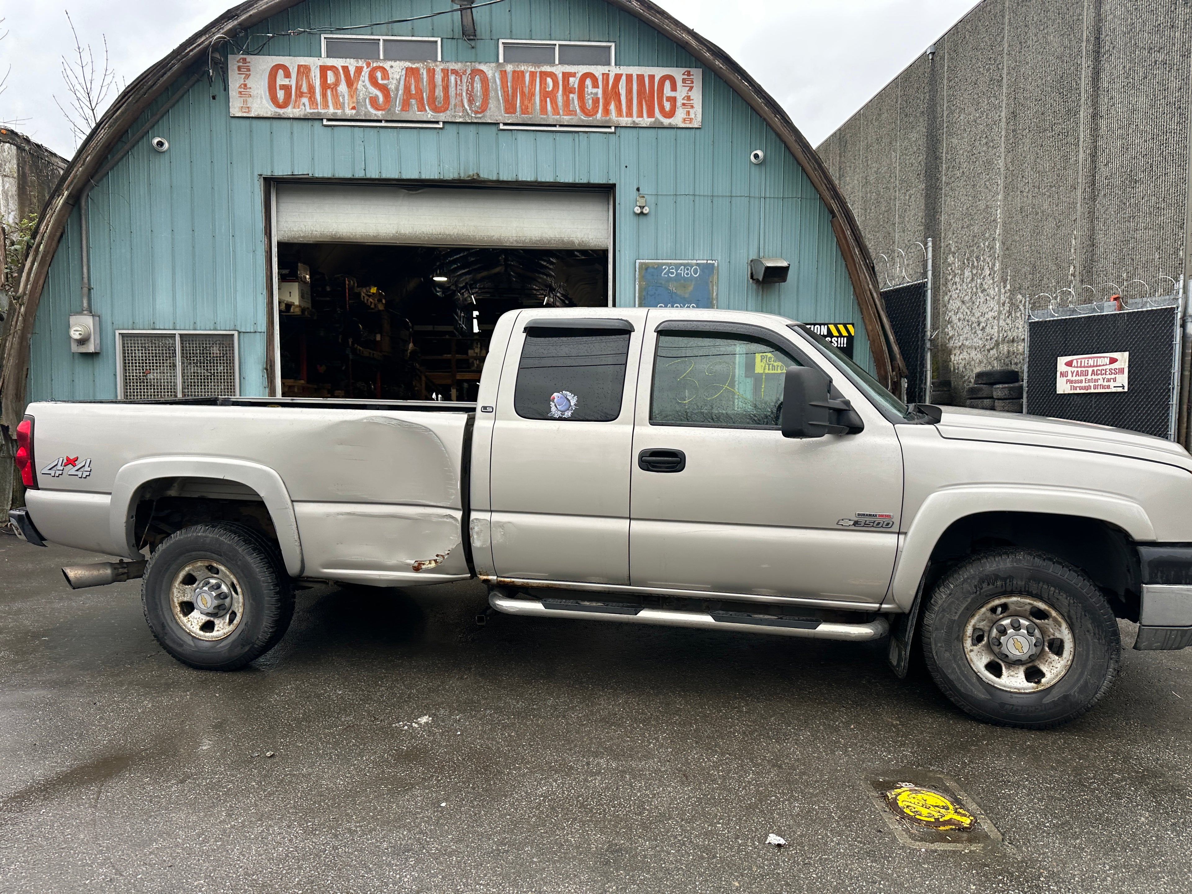 2005 Chevrolet Silverado 3500 6.6L LLY – C2515