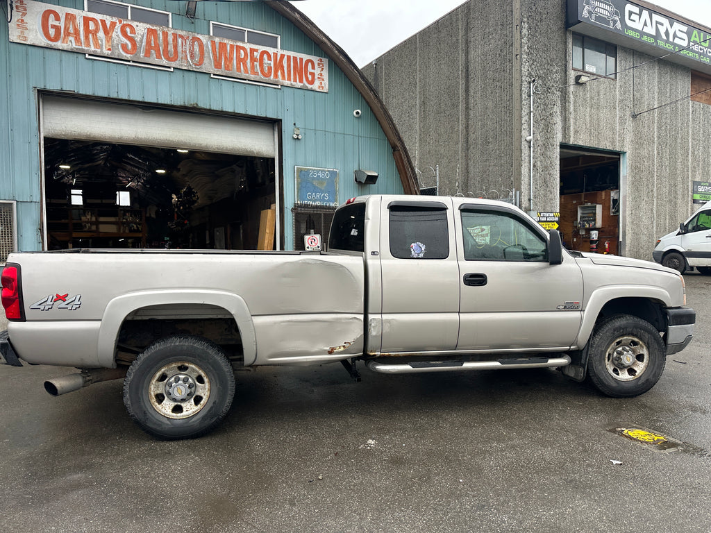 2005 Chevrolet Silverado 3500 6.6L LLY – C2515