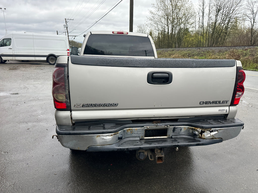 2005 Chevrolet Silverado 3500 6.6L LLY – C2515