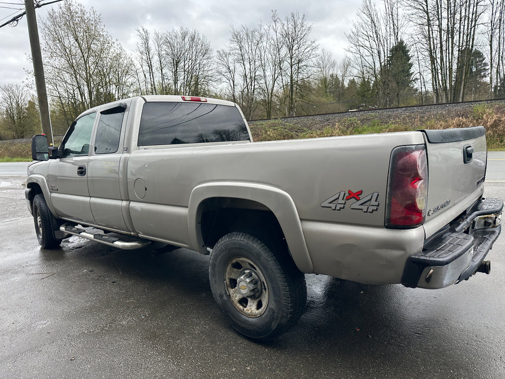 2005 Chevrolet Silverado 3500 6.6L LLY – C2515