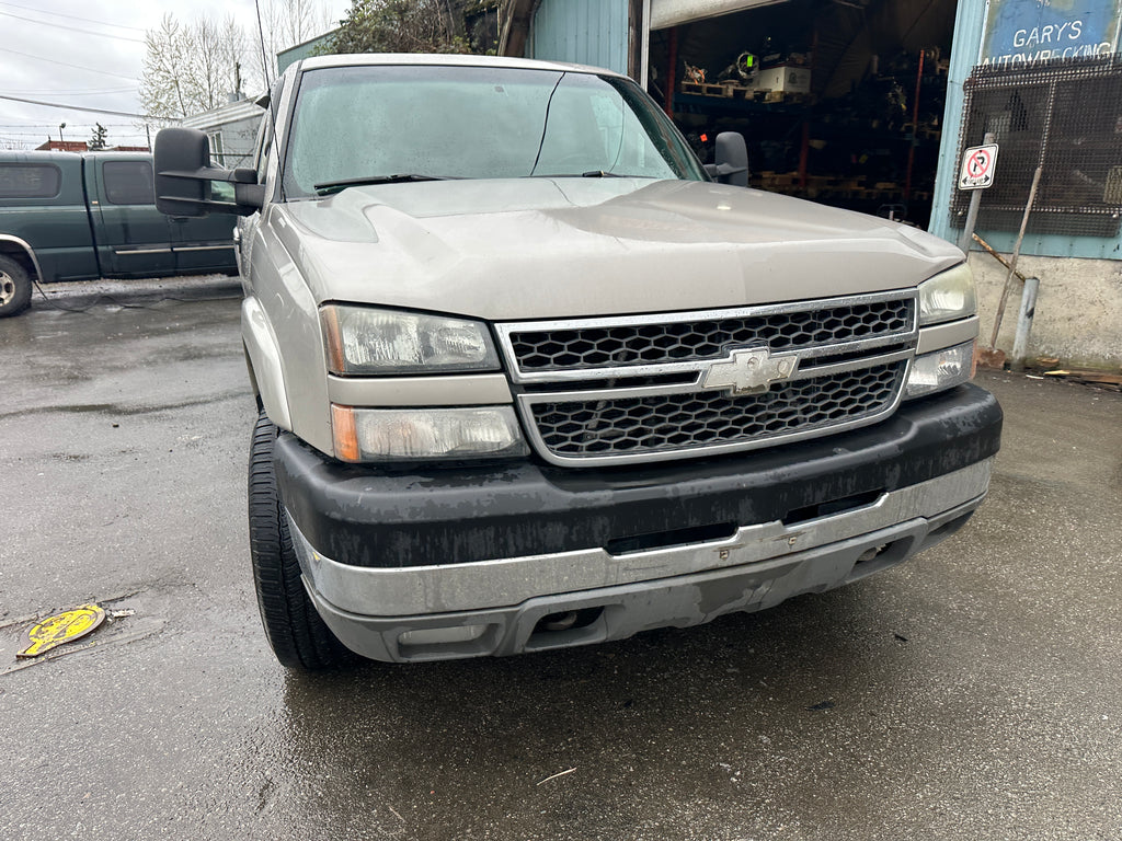 2005 Chevrolet Silverado 3500 6.6L LLY – C2515