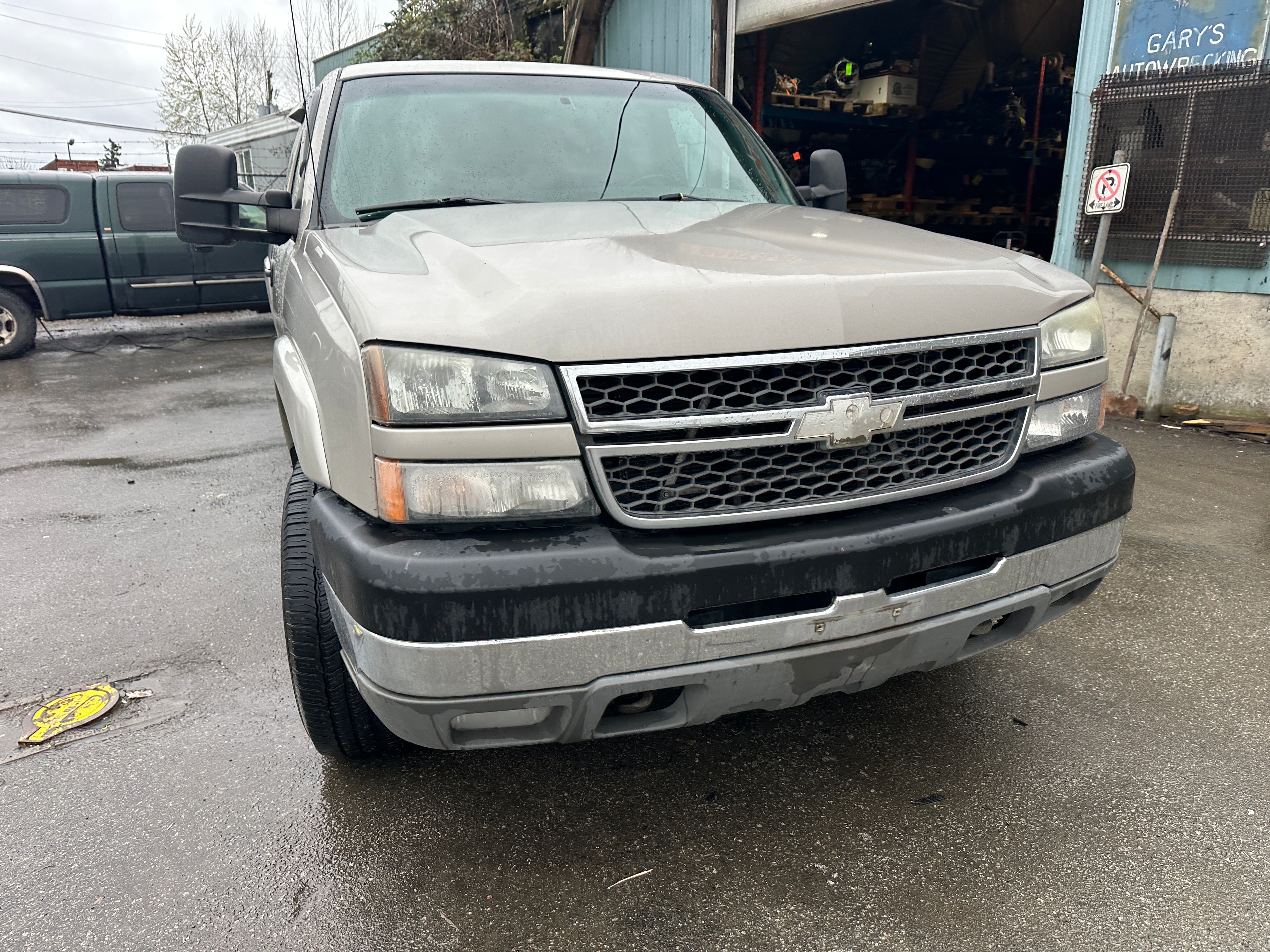 2005 Chevrolet Silverado 3500 6.6L LLY – C2515