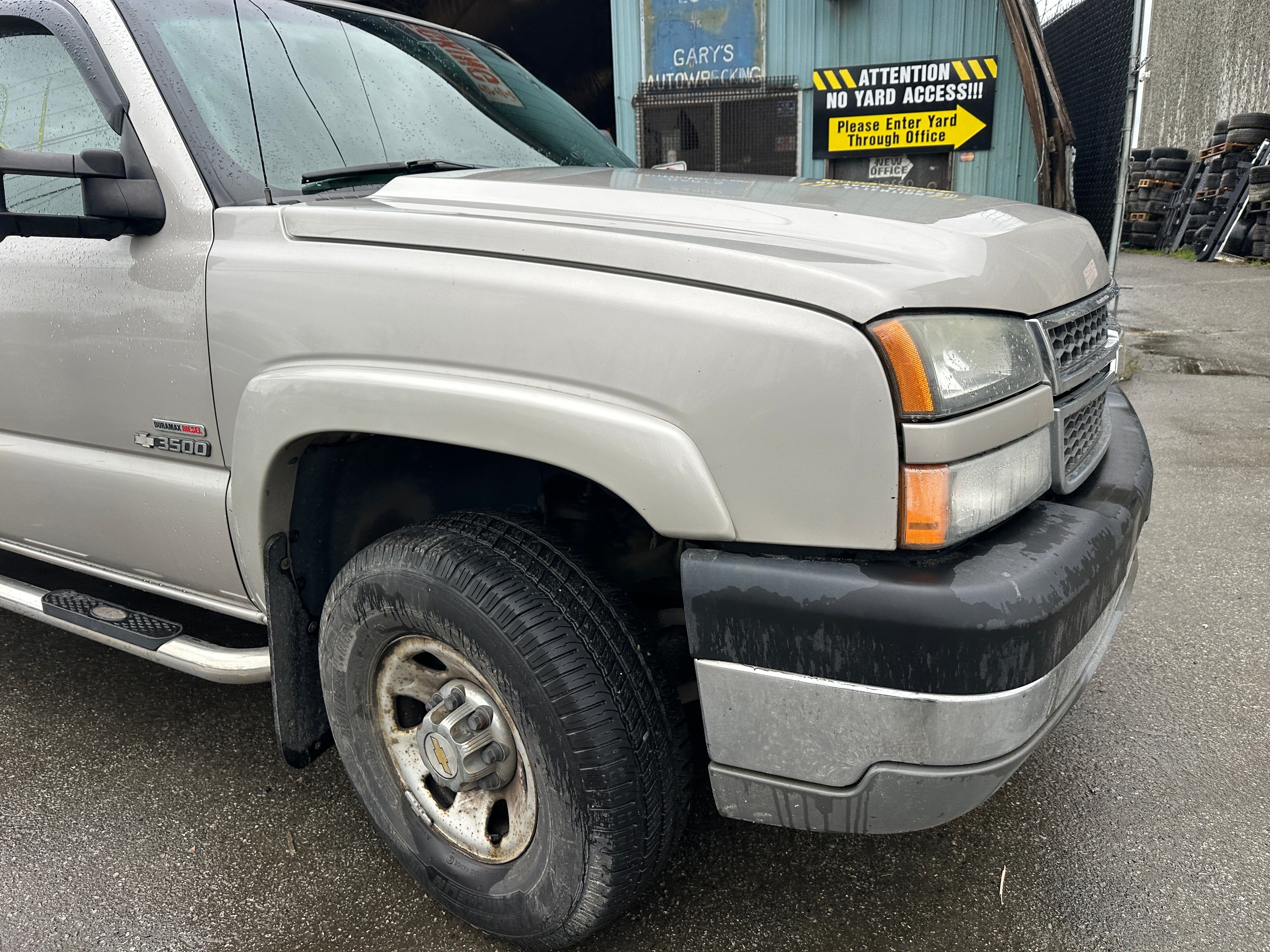 2005 Chevrolet Silverado 3500 6.6L LLY – C2515