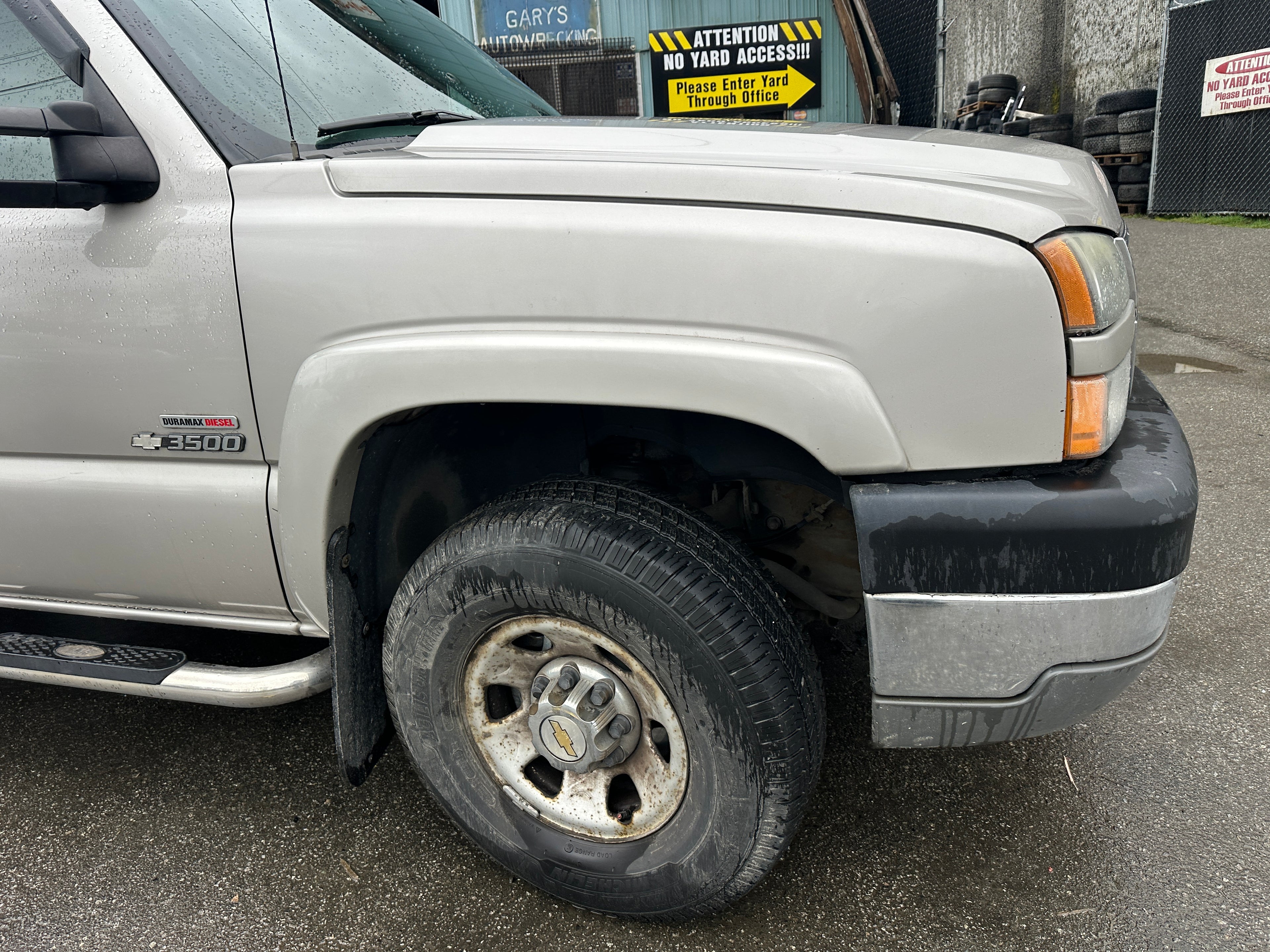 2005 Chevrolet Silverado 3500 6.6L LLY – C2515