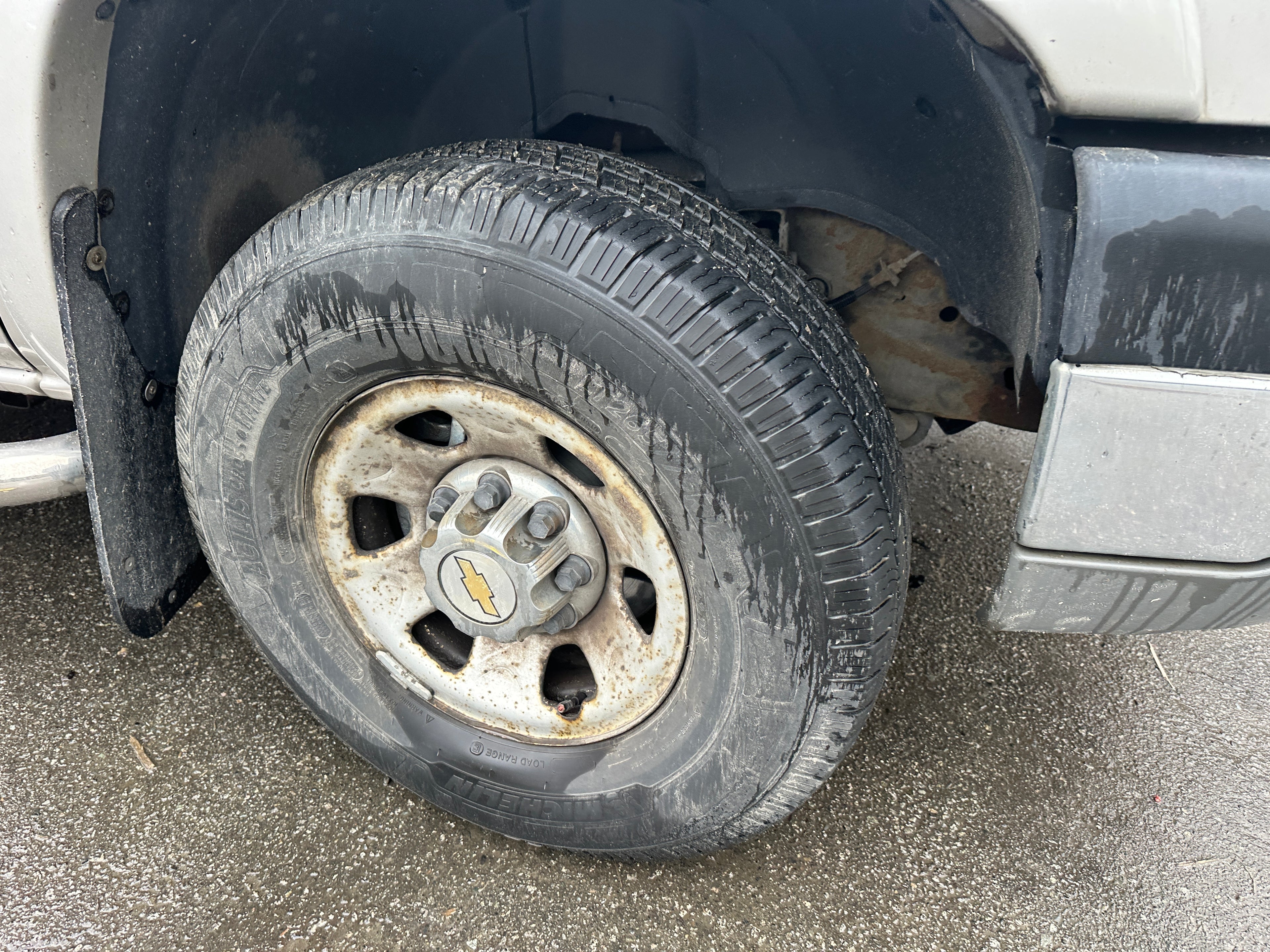 2005 Chevrolet Silverado 3500 6.6L LLY – C2515