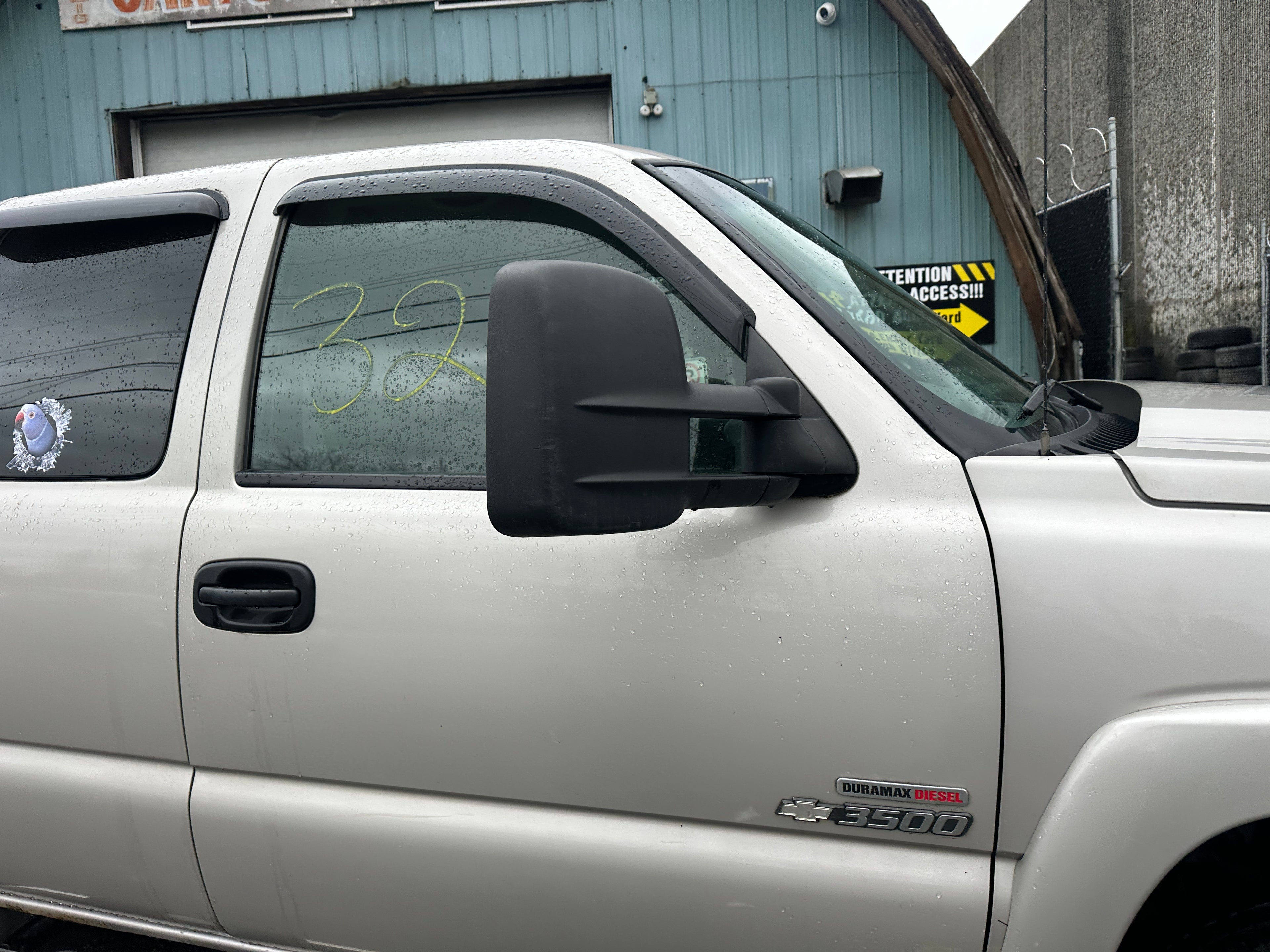 2005 Chevrolet Silverado 3500 6.6L LLY – C2515