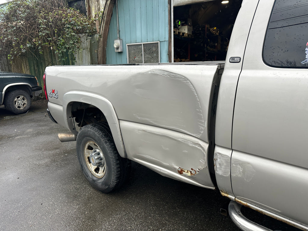 2005 Chevrolet Silverado 3500 6.6L LLY – C2515