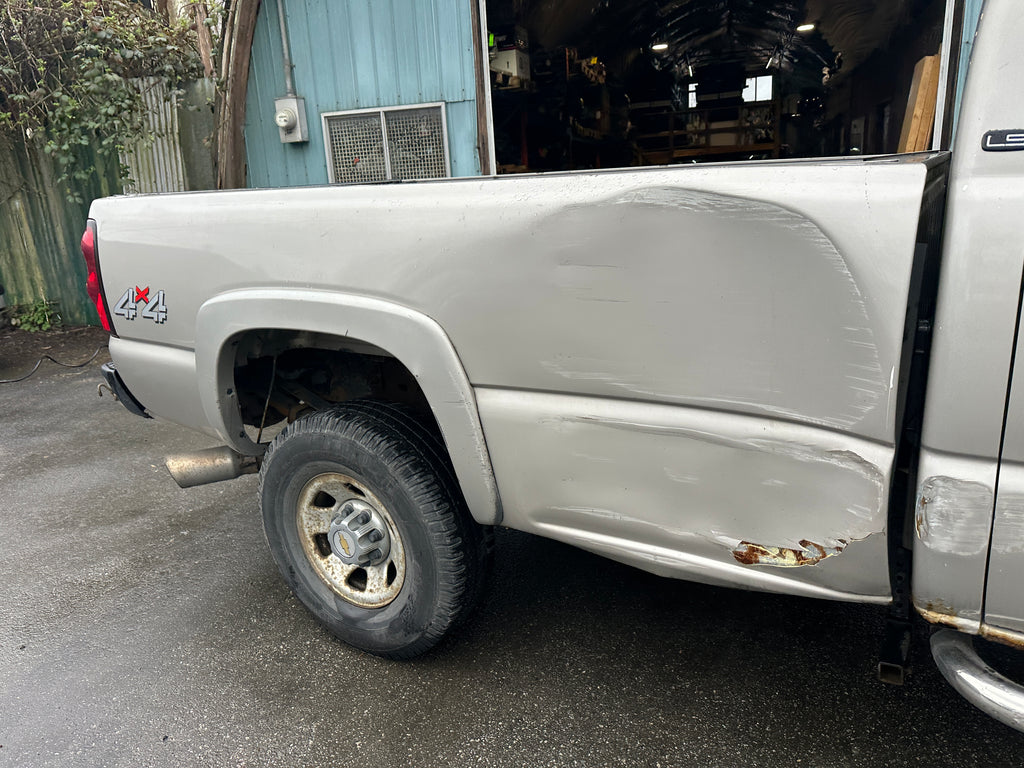 2005 Chevrolet Silverado 3500 6.6L LLY – C2515