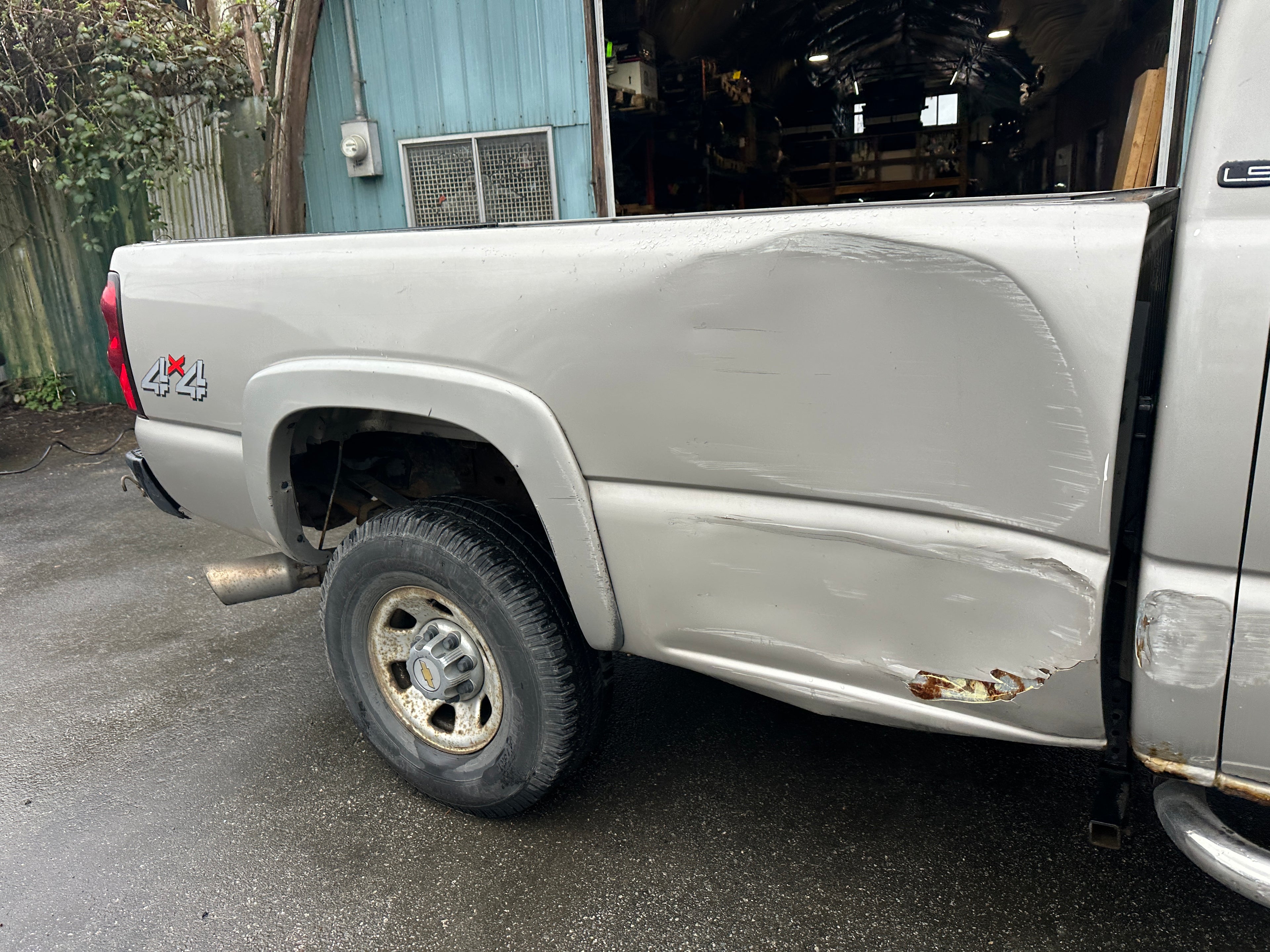2005 Chevrolet Silverado 3500 6.6L LLY – C2515