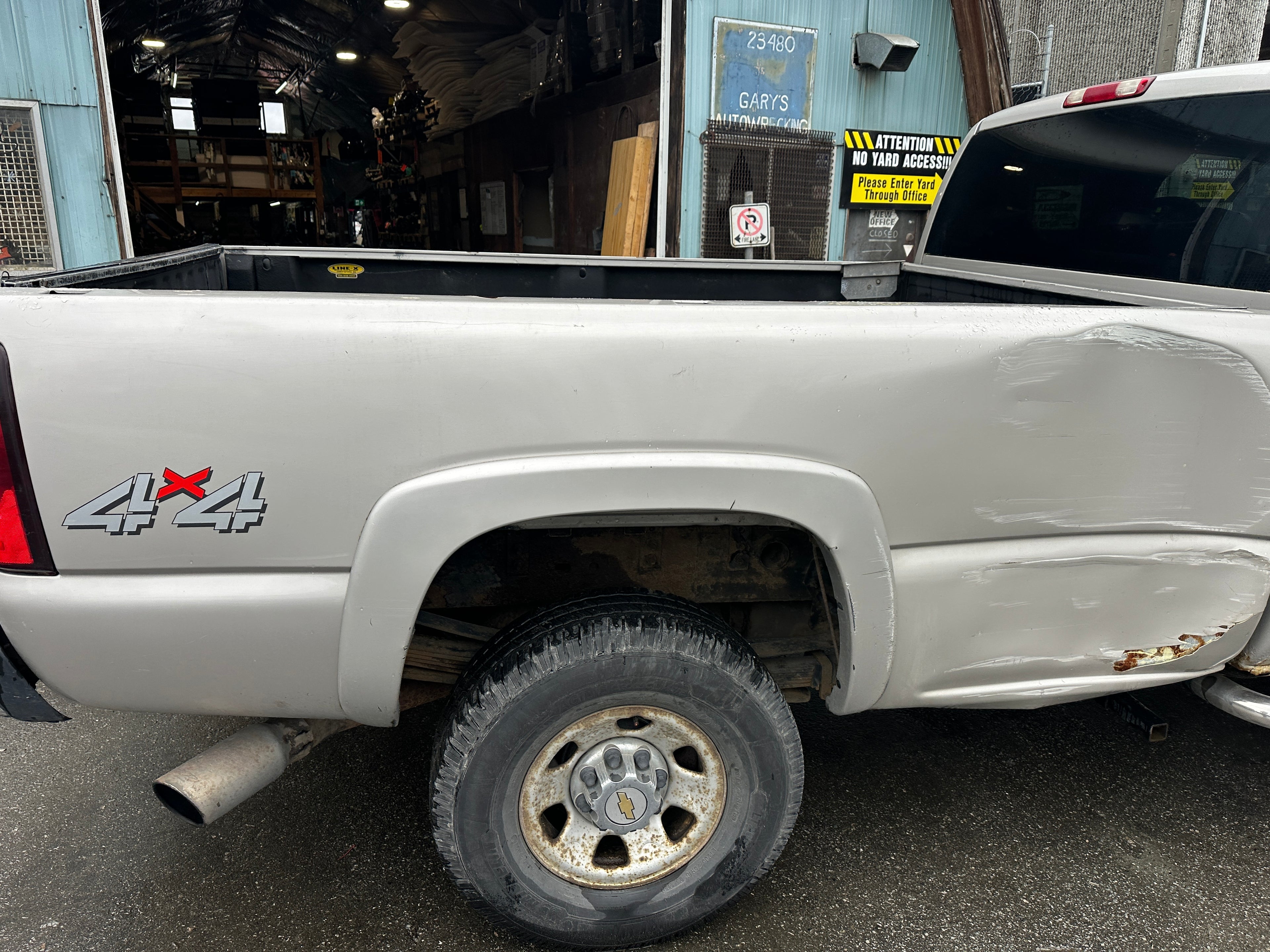 2005 Chevrolet Silverado 3500 6.6L LLY – C2515