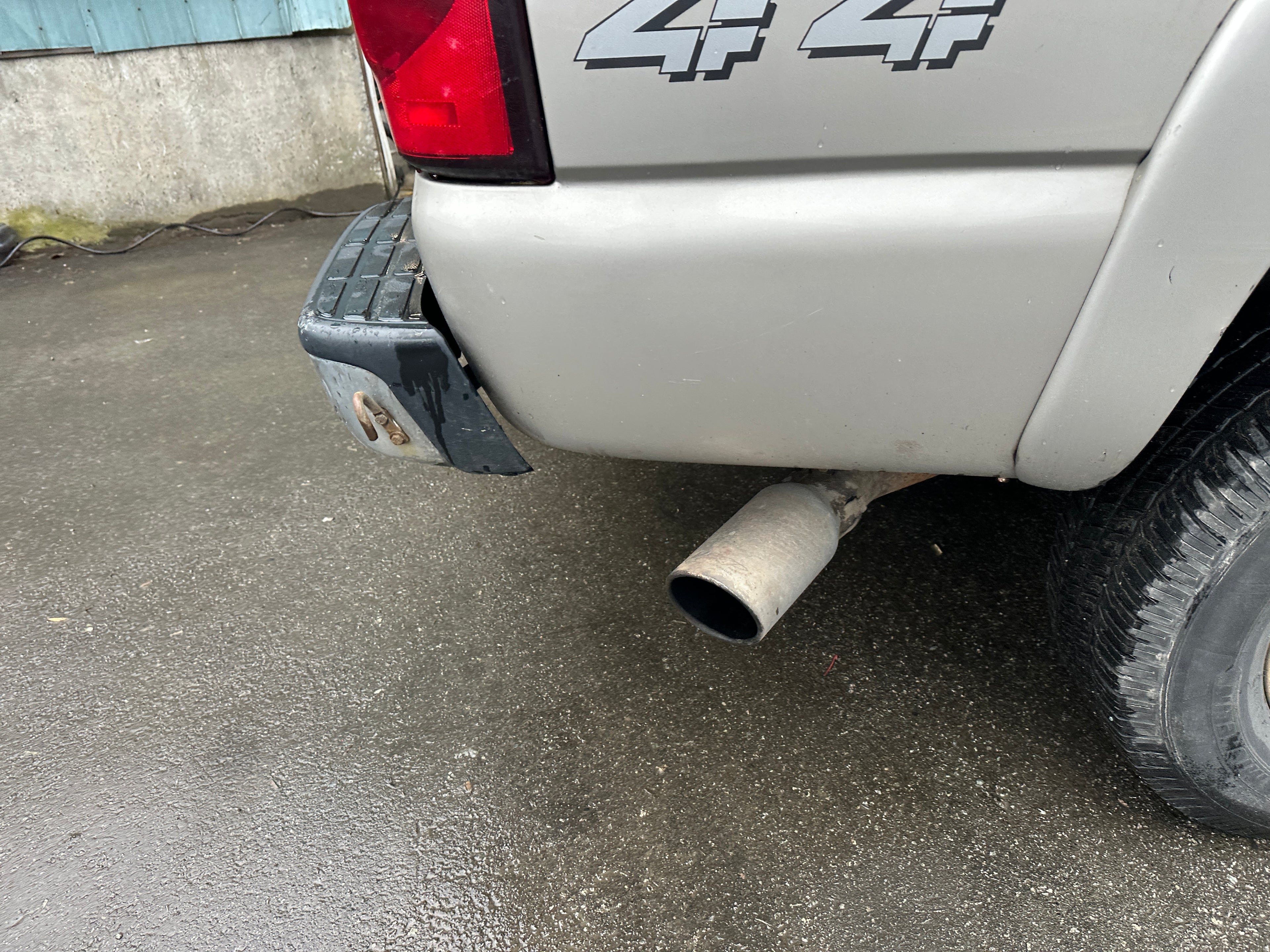 2005 Chevrolet Silverado 3500 6.6L LLY – C2515