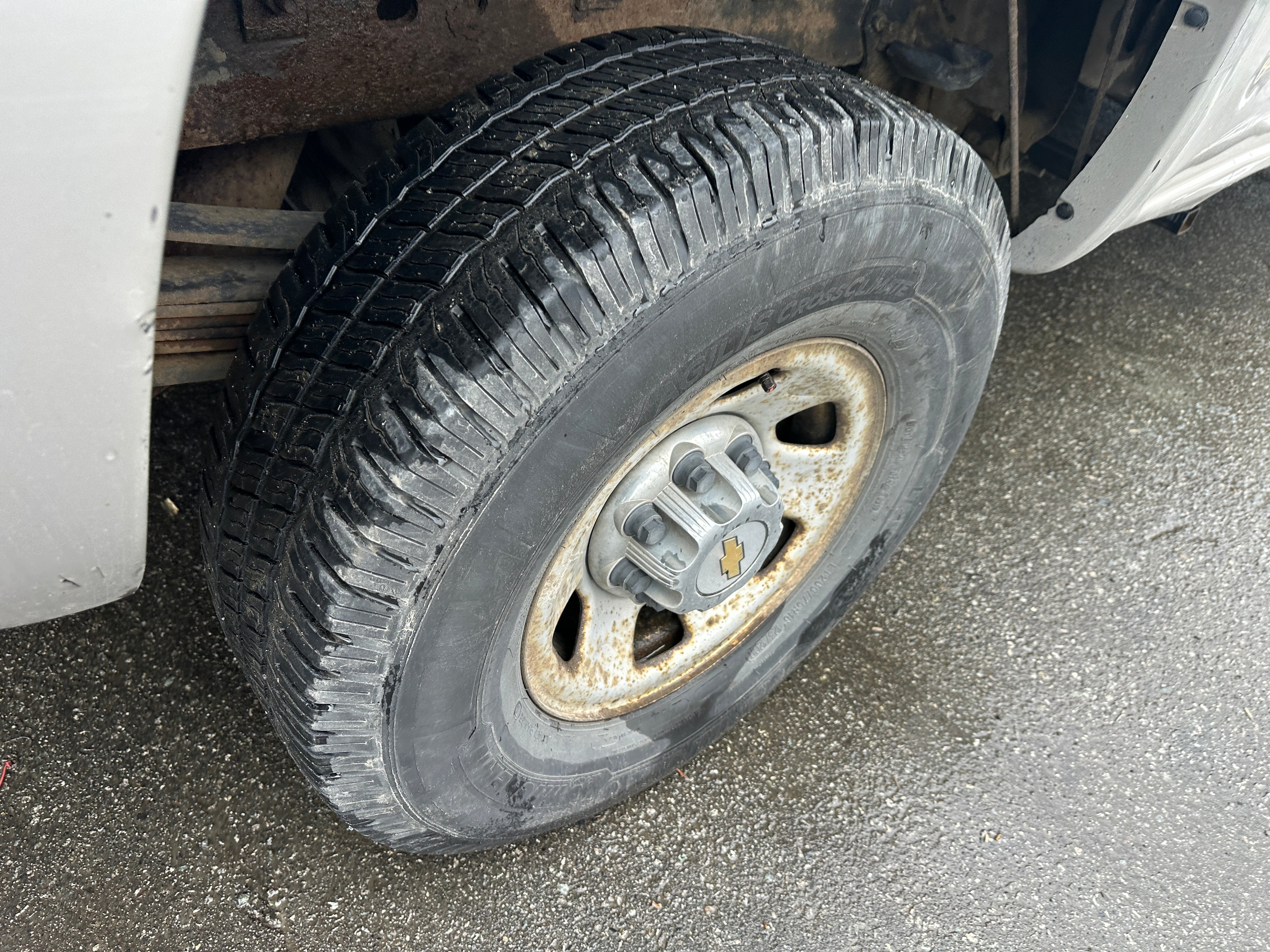 2005 Chevrolet Silverado 3500 6.6L LLY – C2515