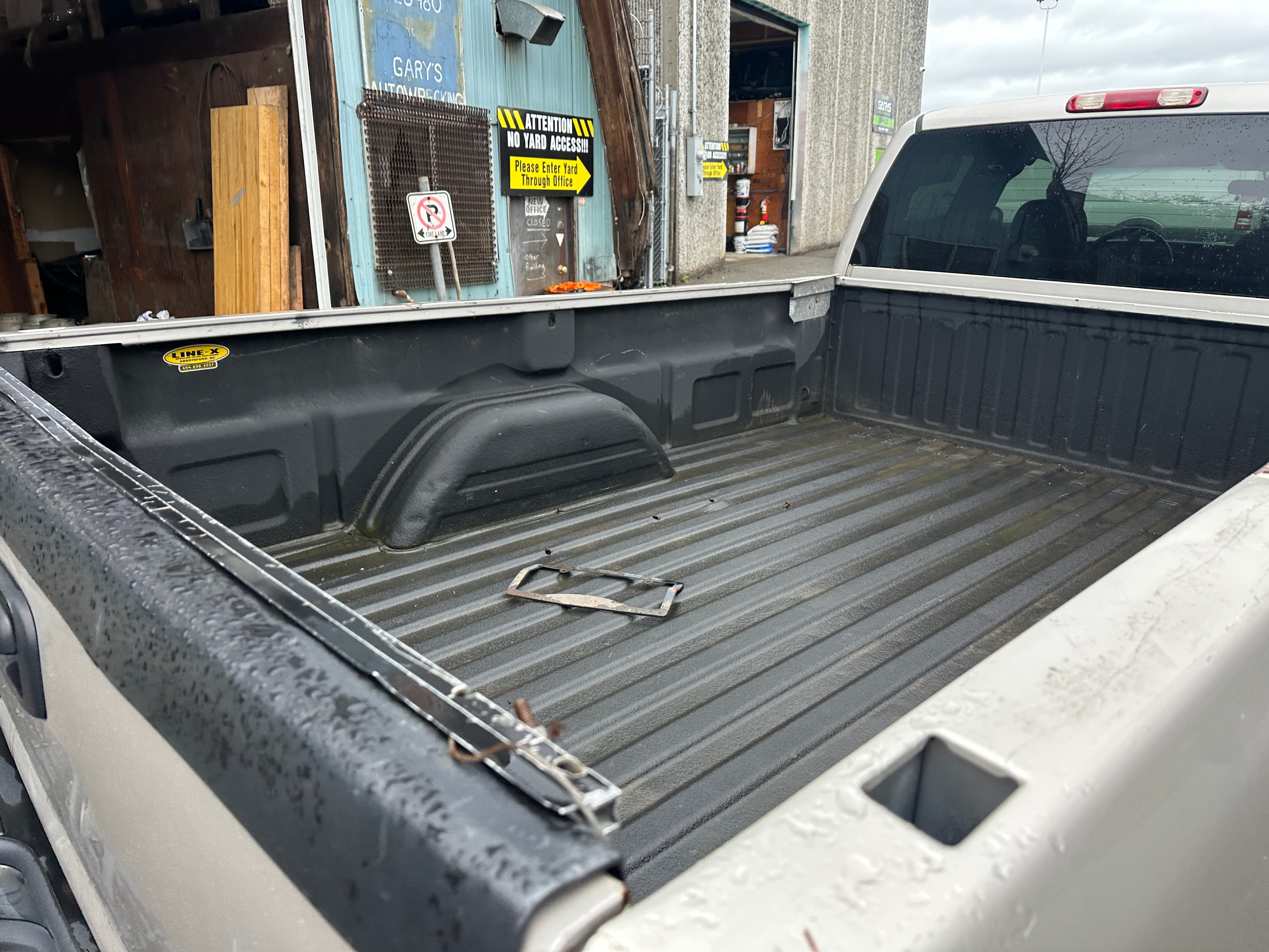 2005 Chevrolet Silverado 3500 6.6L LLY – C2515