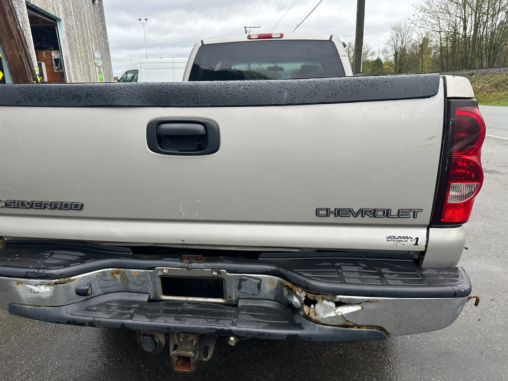 2005 Chevrolet Silverado 3500 6.6L LLY – C2515