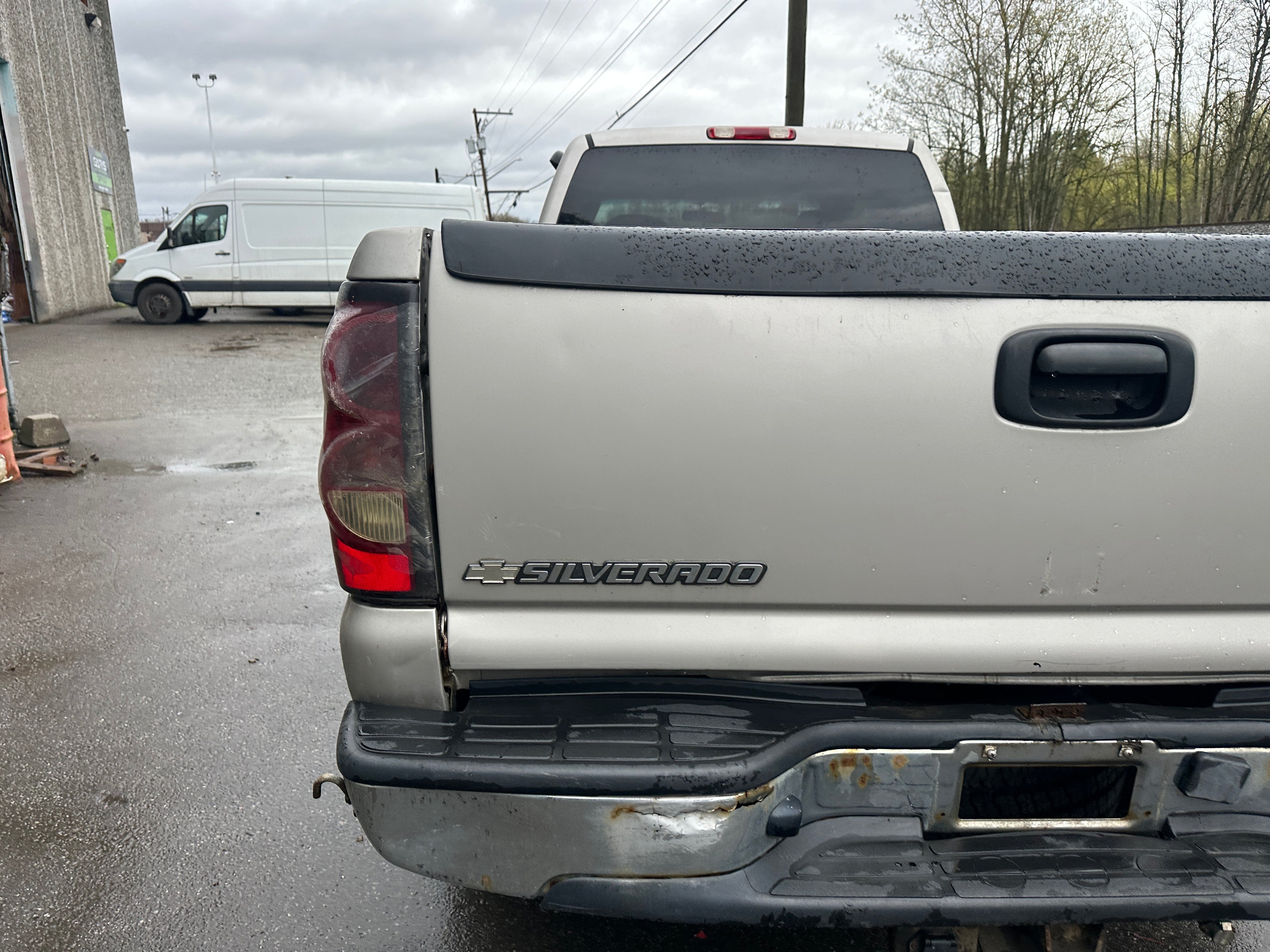 2005 Chevrolet Silverado 3500 6.6L LLY – C2515