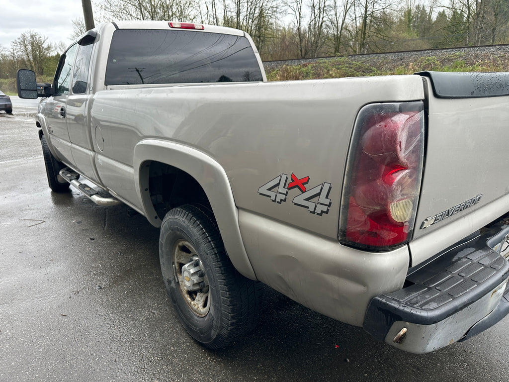 2005 Chevrolet Silverado 3500 6.6L LLY – C2515