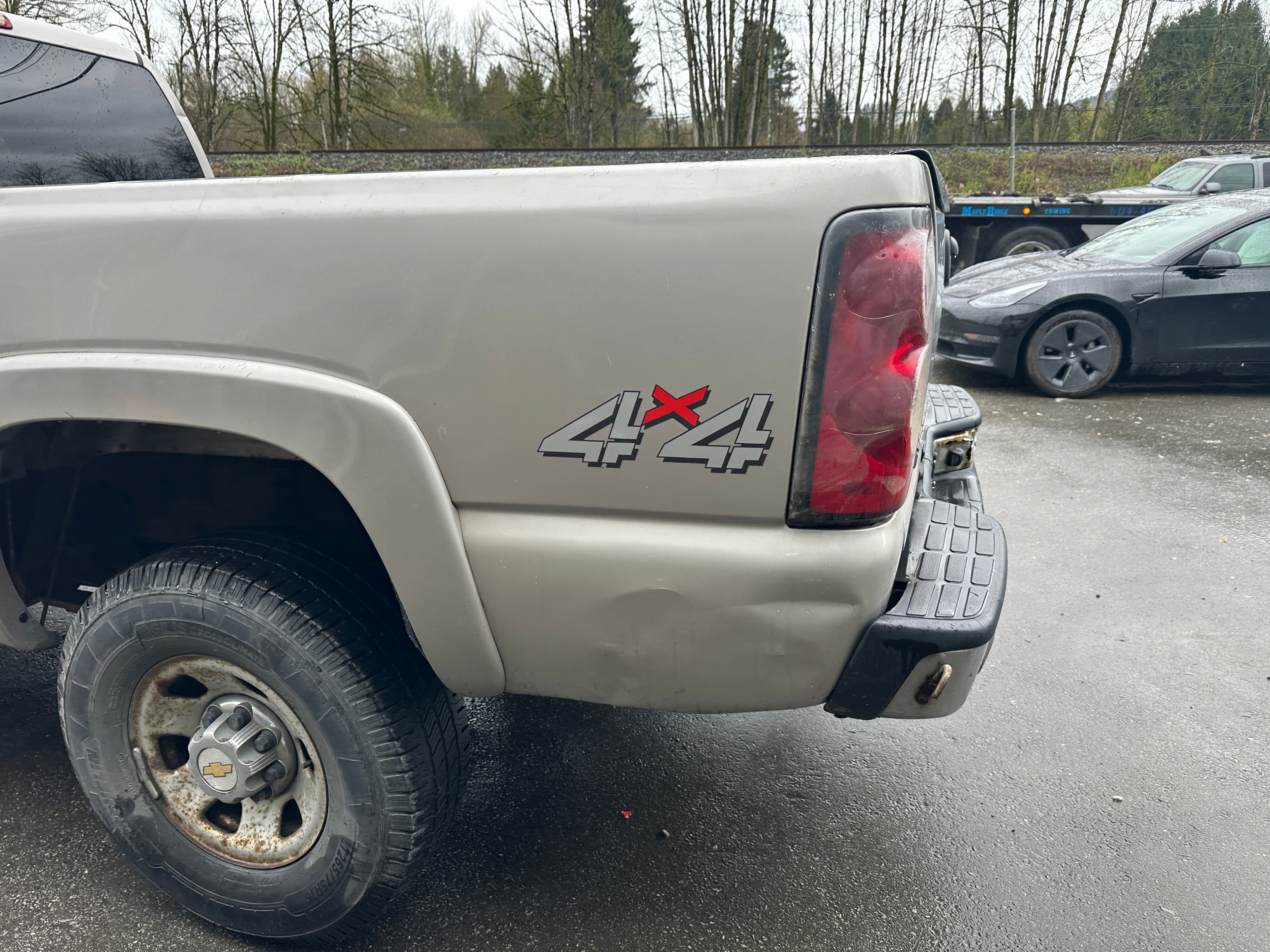 2005 Chevrolet Silverado 3500 6.6L LLY – C2515