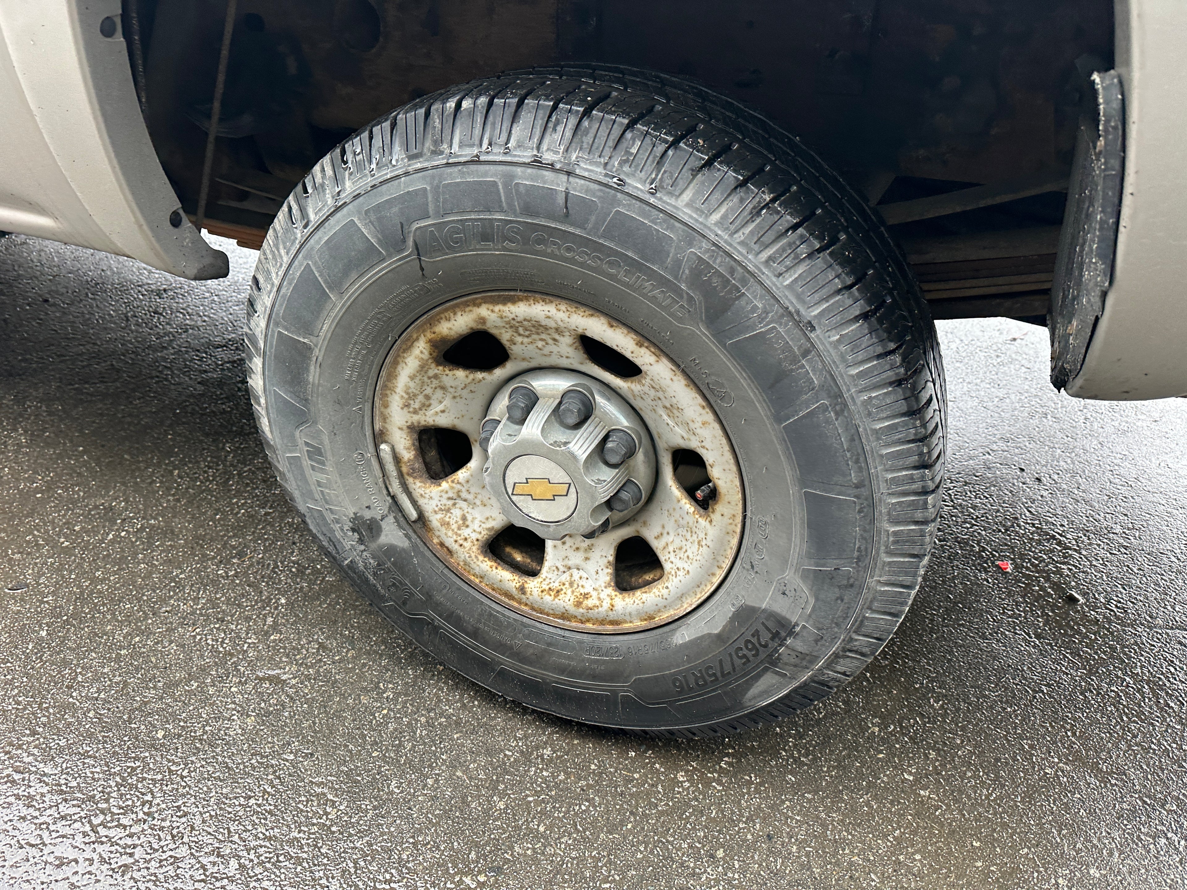 2005 Chevrolet Silverado 3500 6.6L LLY – C2515