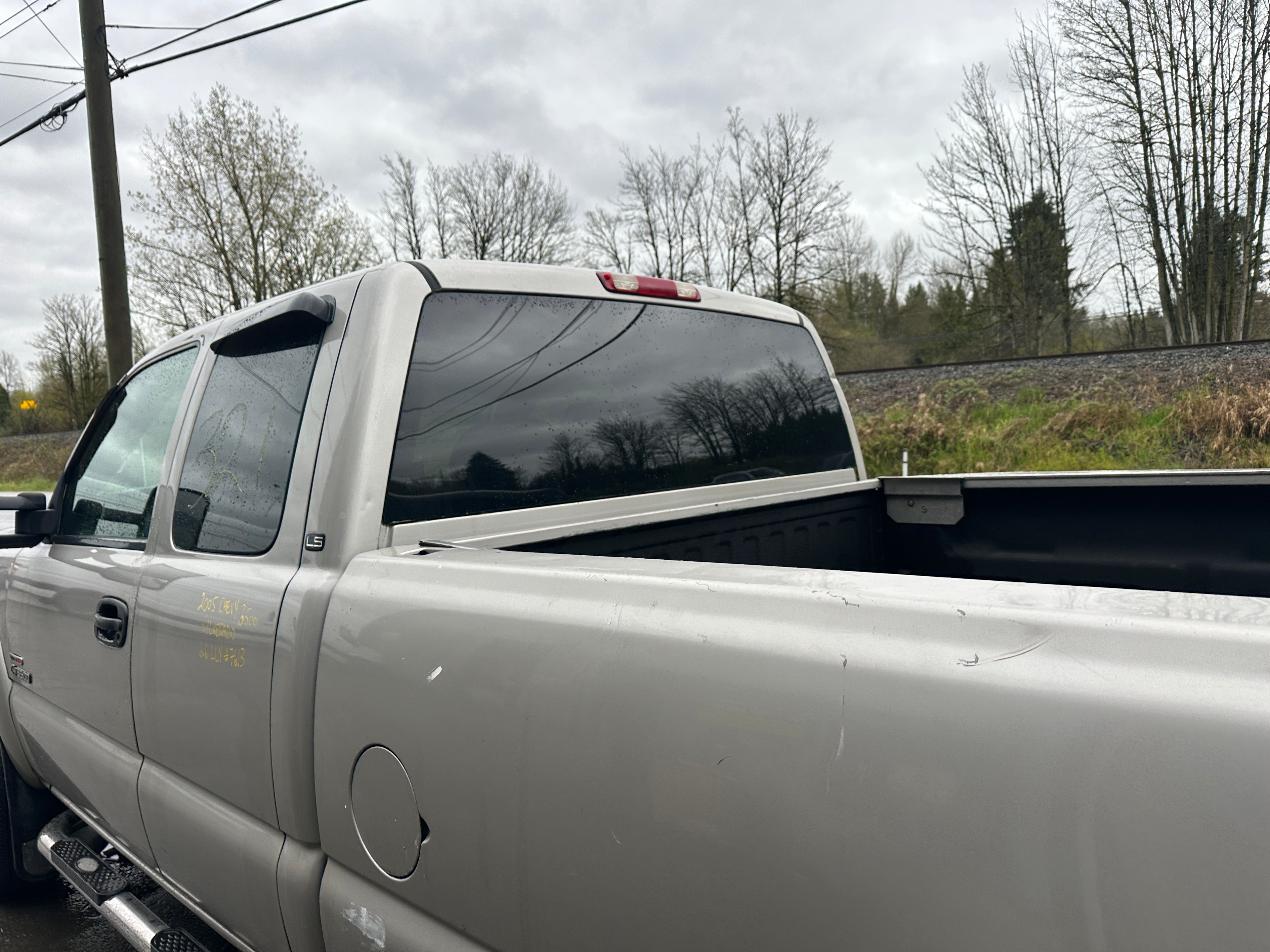 2005 Chevrolet Silverado 3500 6.6L LLY – C2515