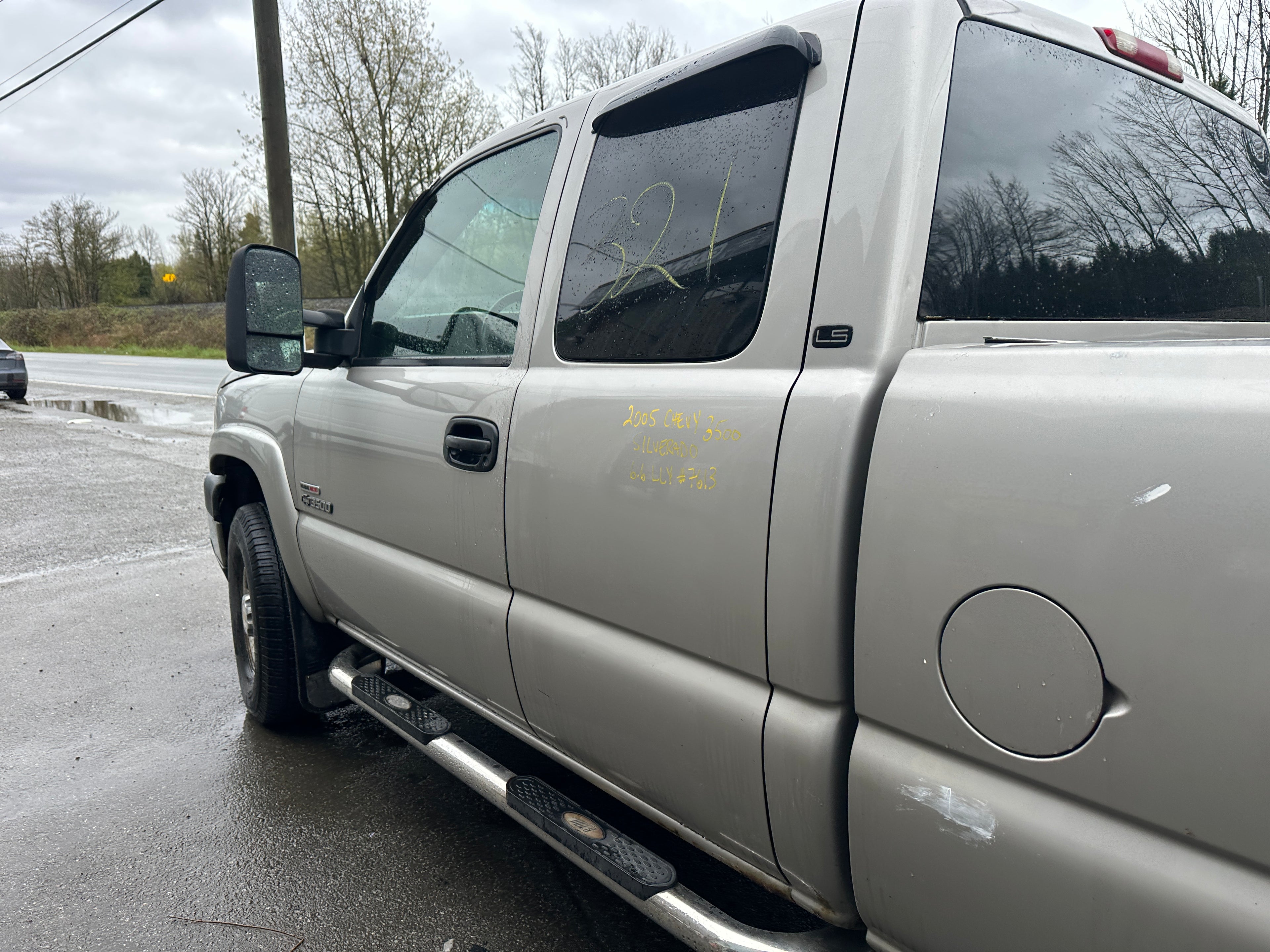 2005 Chevrolet Silverado 3500 6.6L LLY – C2515