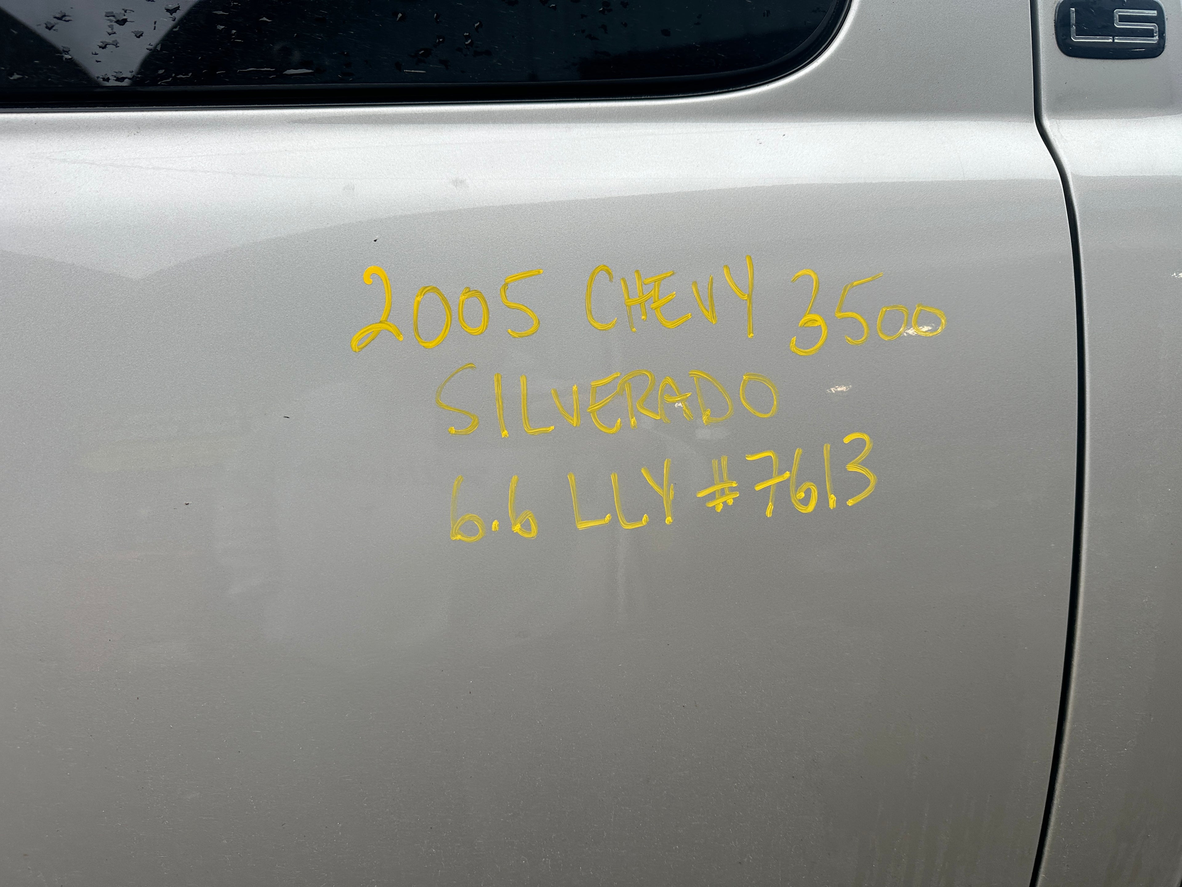 2005 Chevrolet Silverado 3500 6.6L LLY – C2515