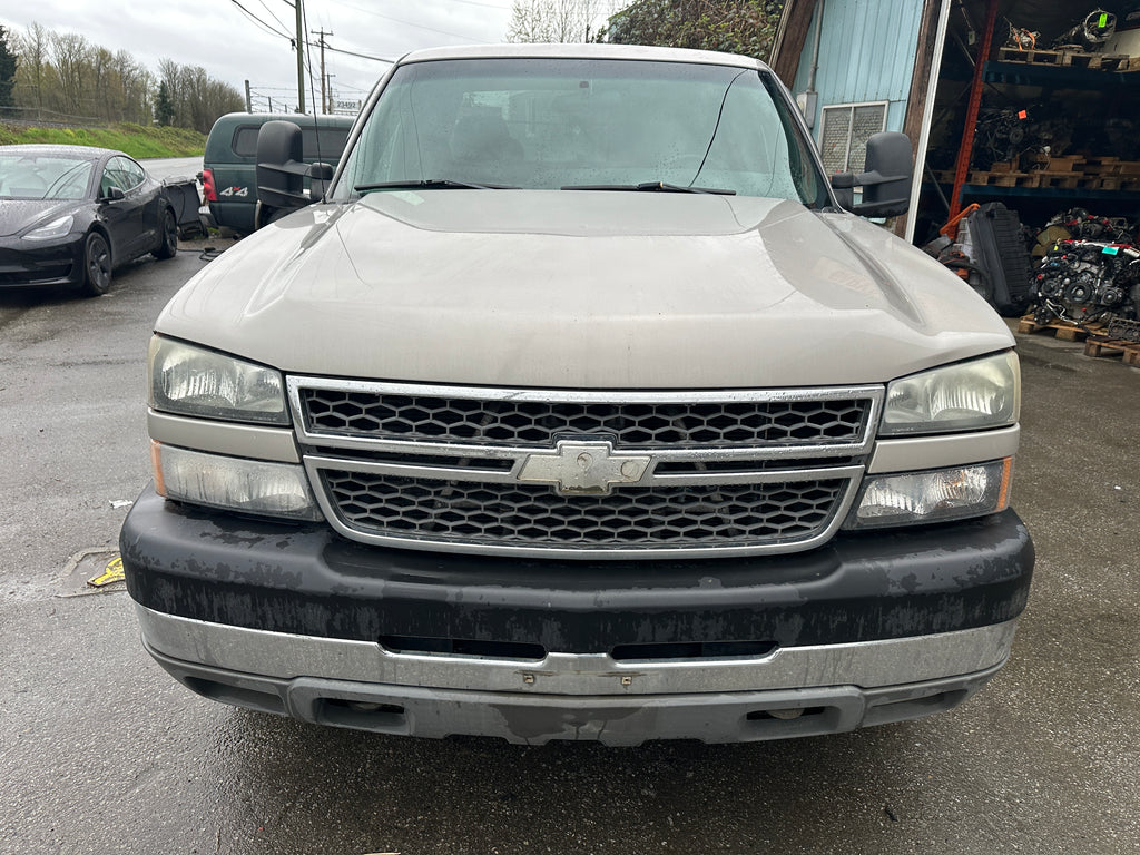 2005 Chevrolet Silverado 3500 6.6L LLY – C2515
