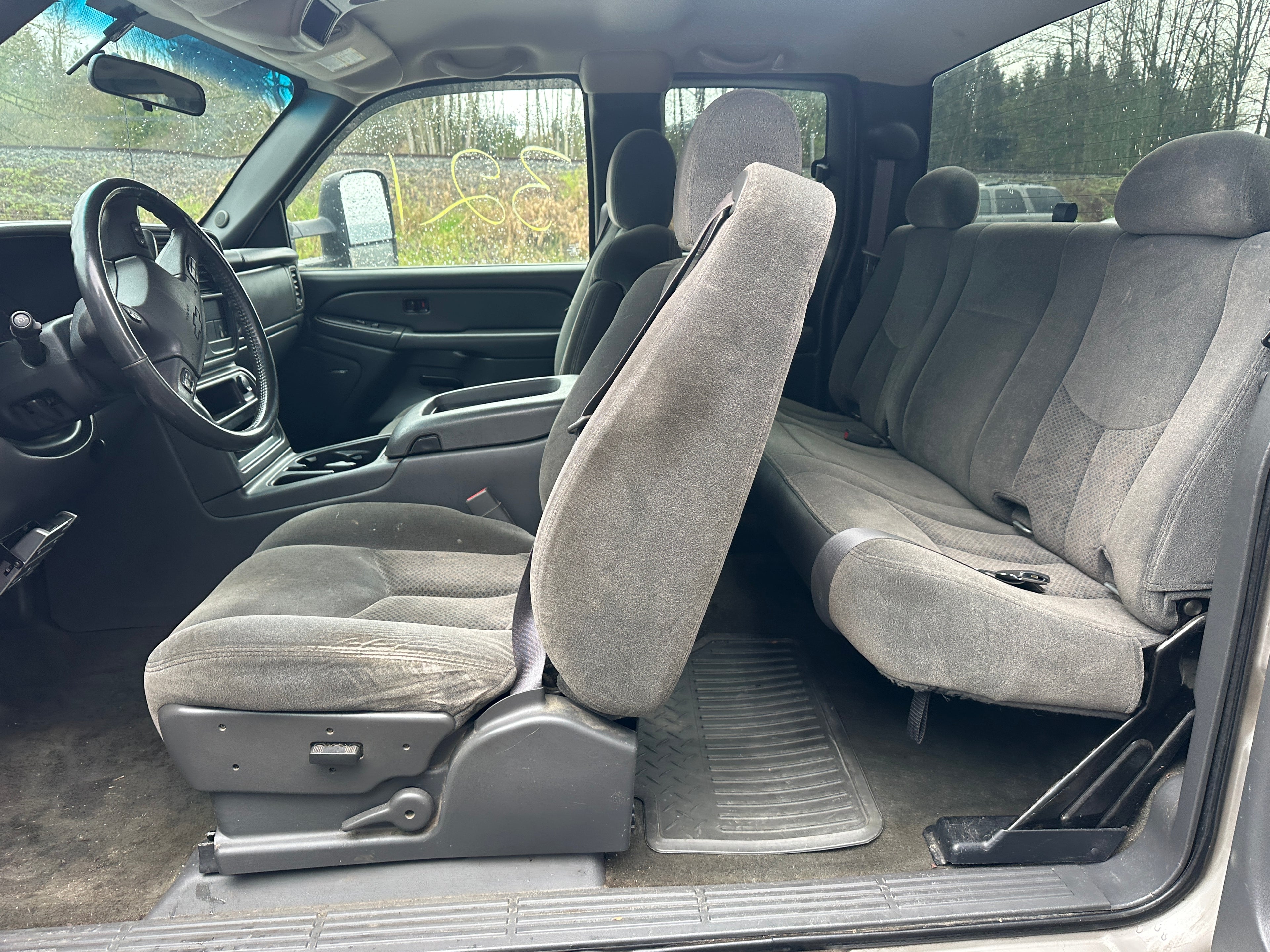 2005 Chevrolet Silverado 3500 6.6L LLY – C2515