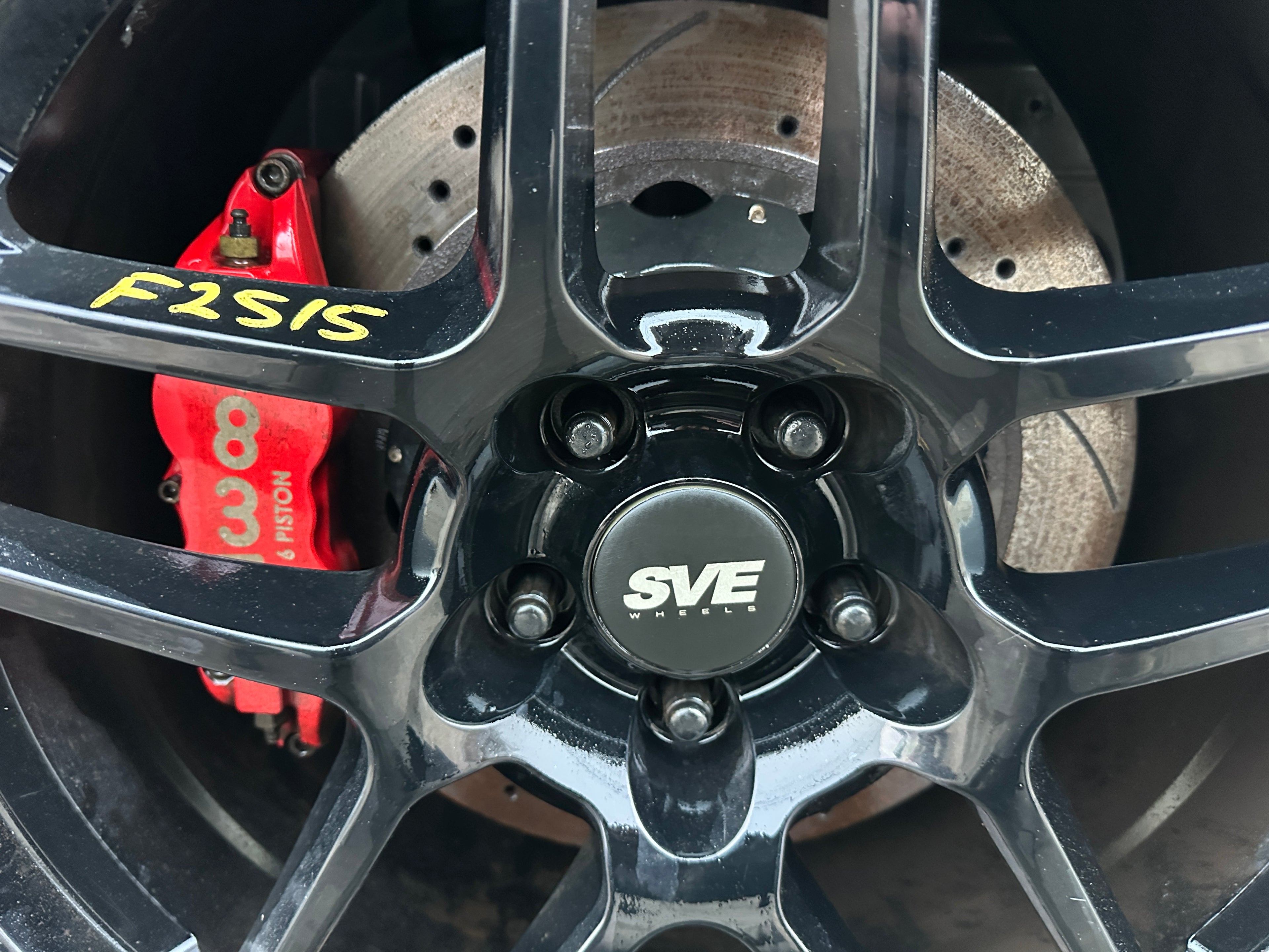 2011 Ford Mustang GT 5.0 – F2515