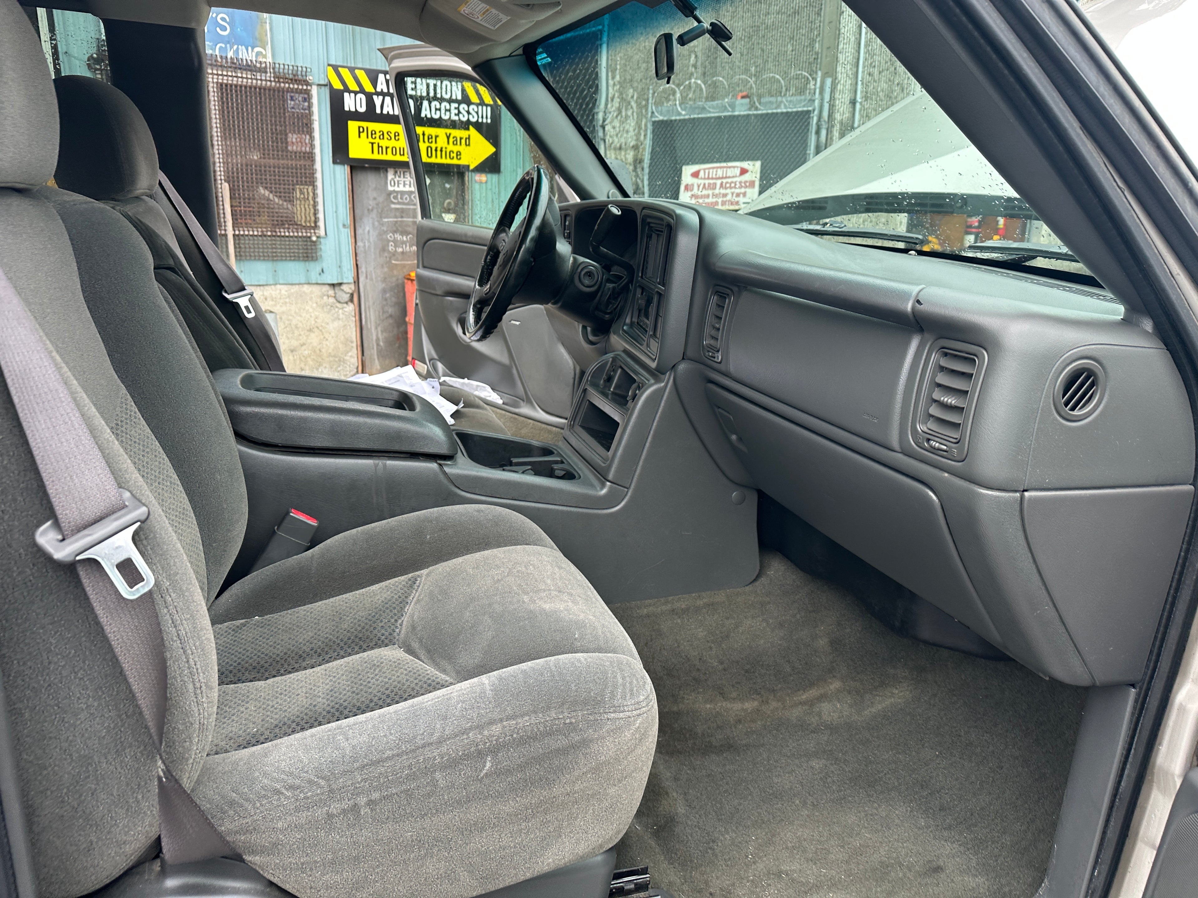 2005 Chevrolet Silverado 3500 6.6L LLY – C2515