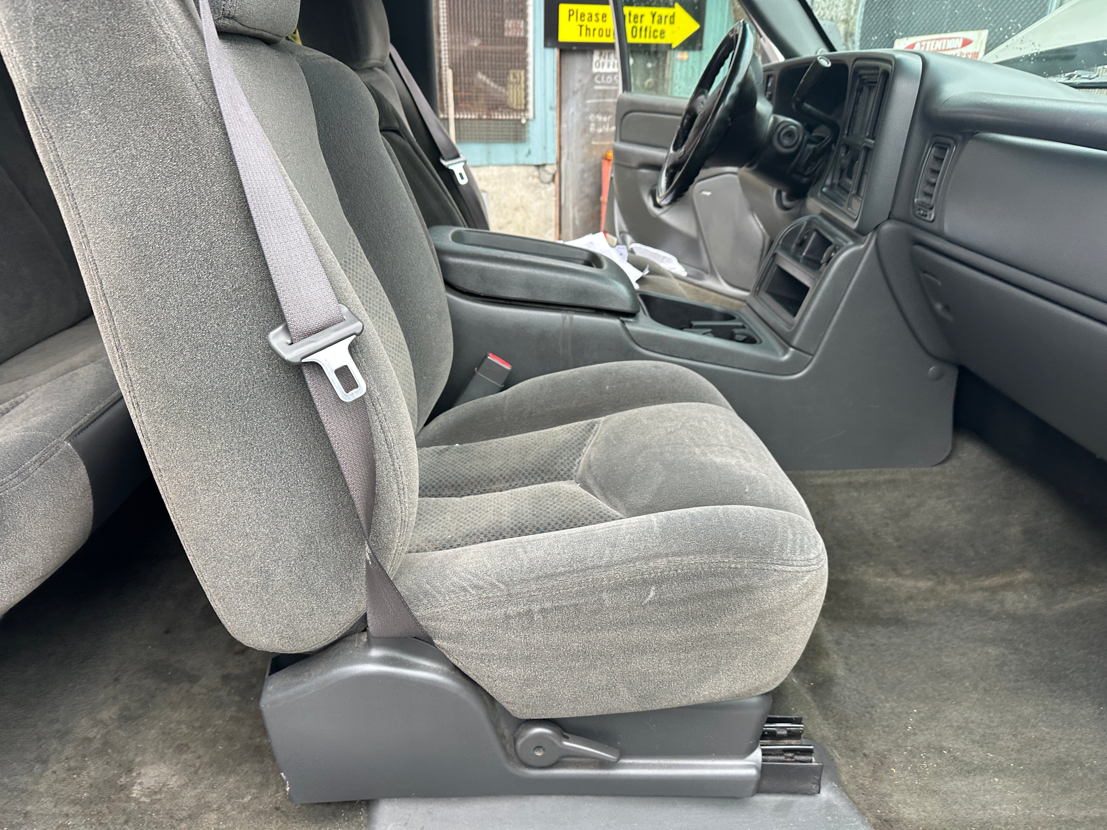 2005 Chevrolet Silverado 3500 6.6L LLY – C2515