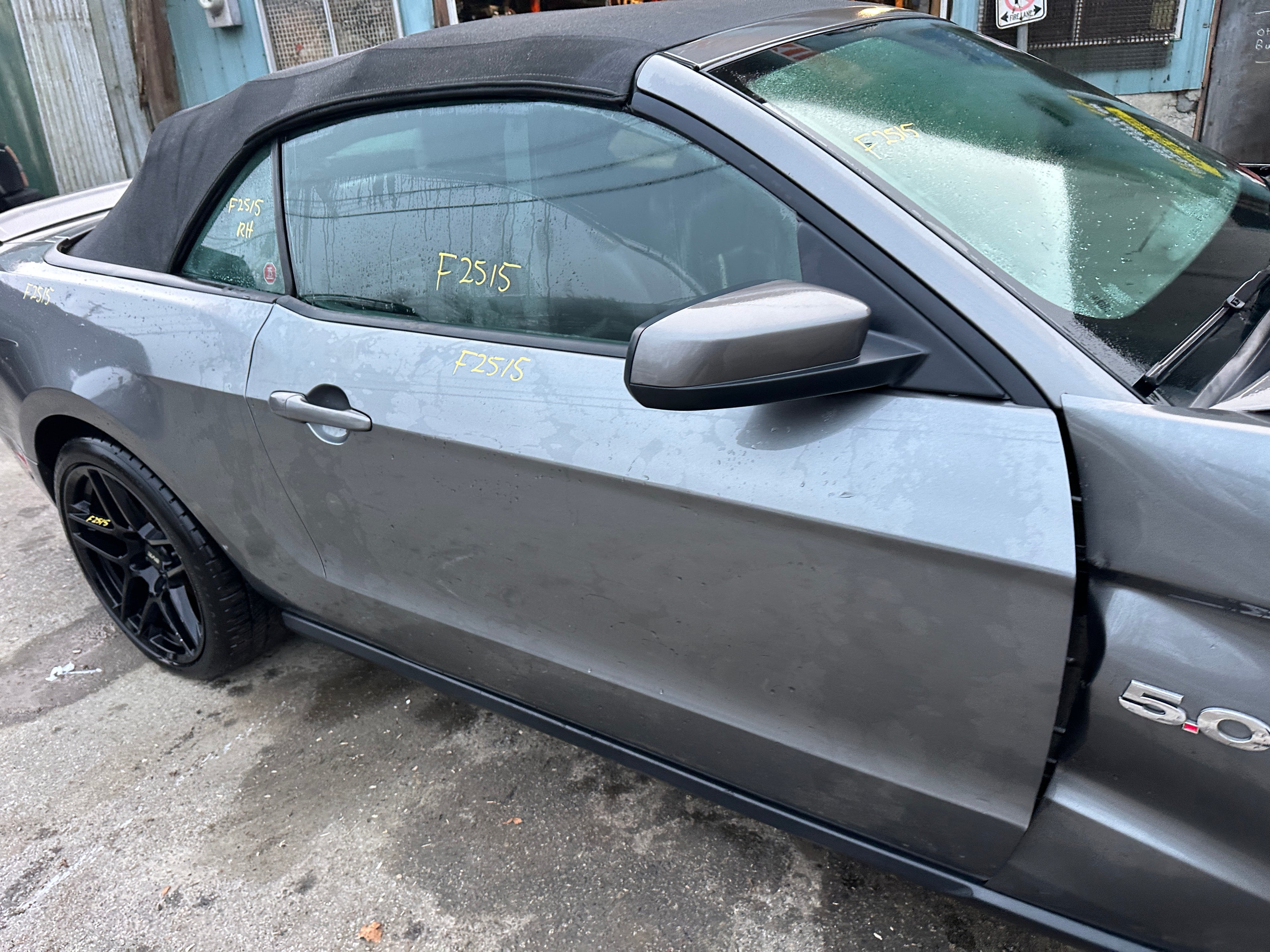 2011 Ford Mustang GT 5.0 – F2515