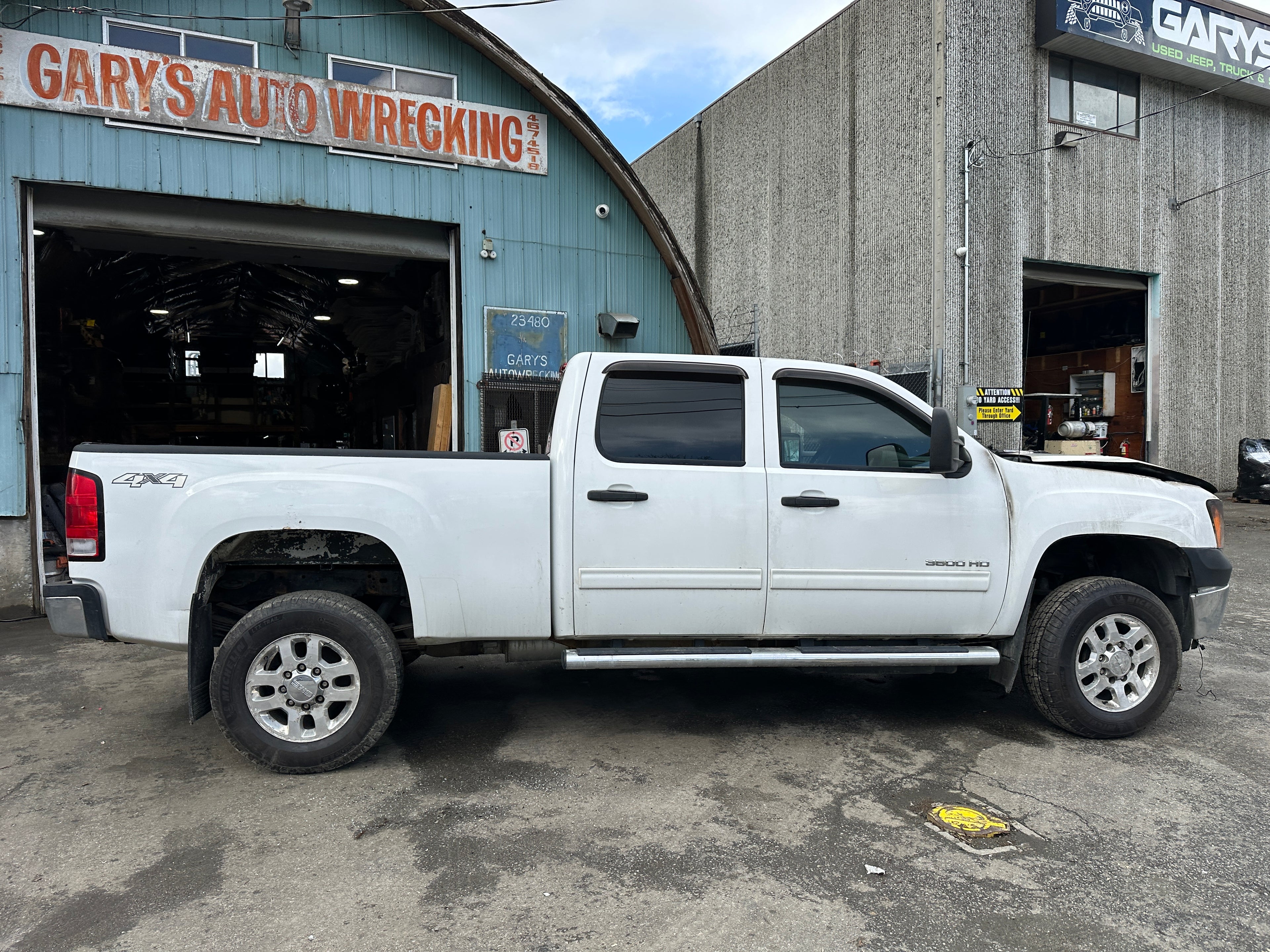 2013 GMC Sierra 3500 6.6L LML – G2515