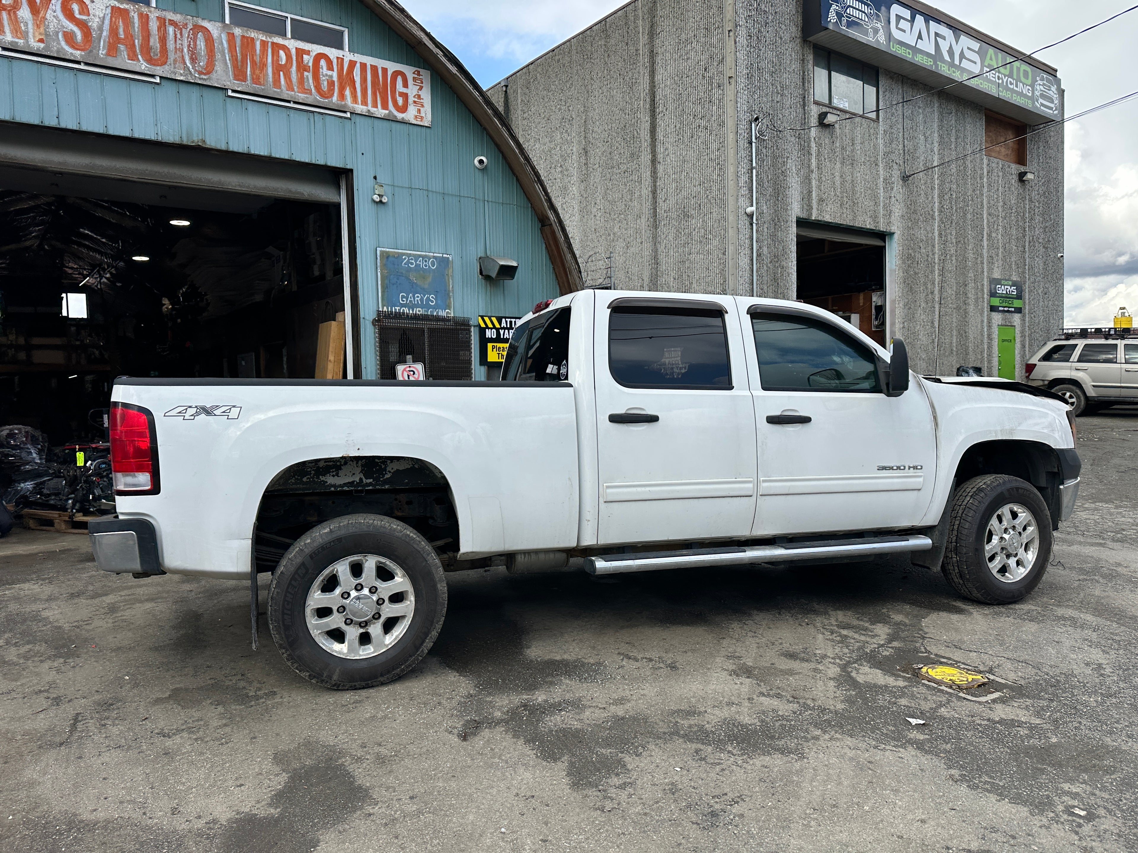 2013 GMC Sierra 3500 6.6L LML – G2515