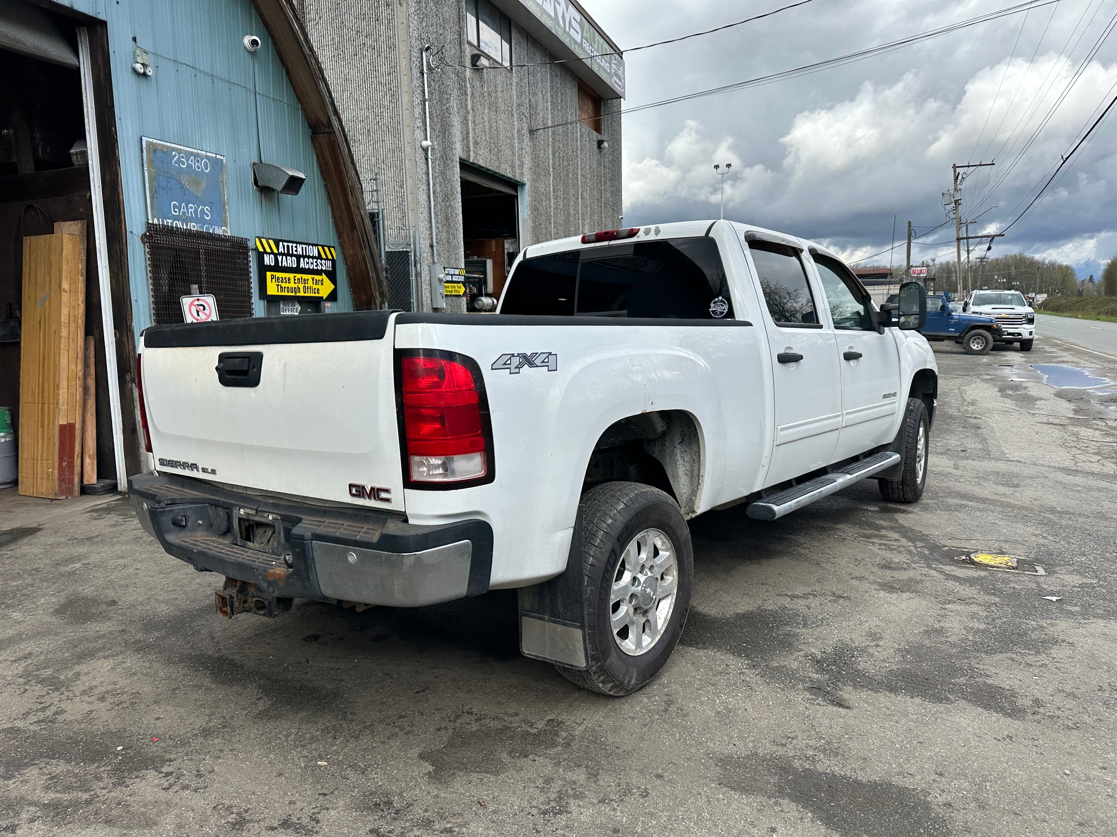 2013 GMC Sierra 3500 6.6L LML – G2515