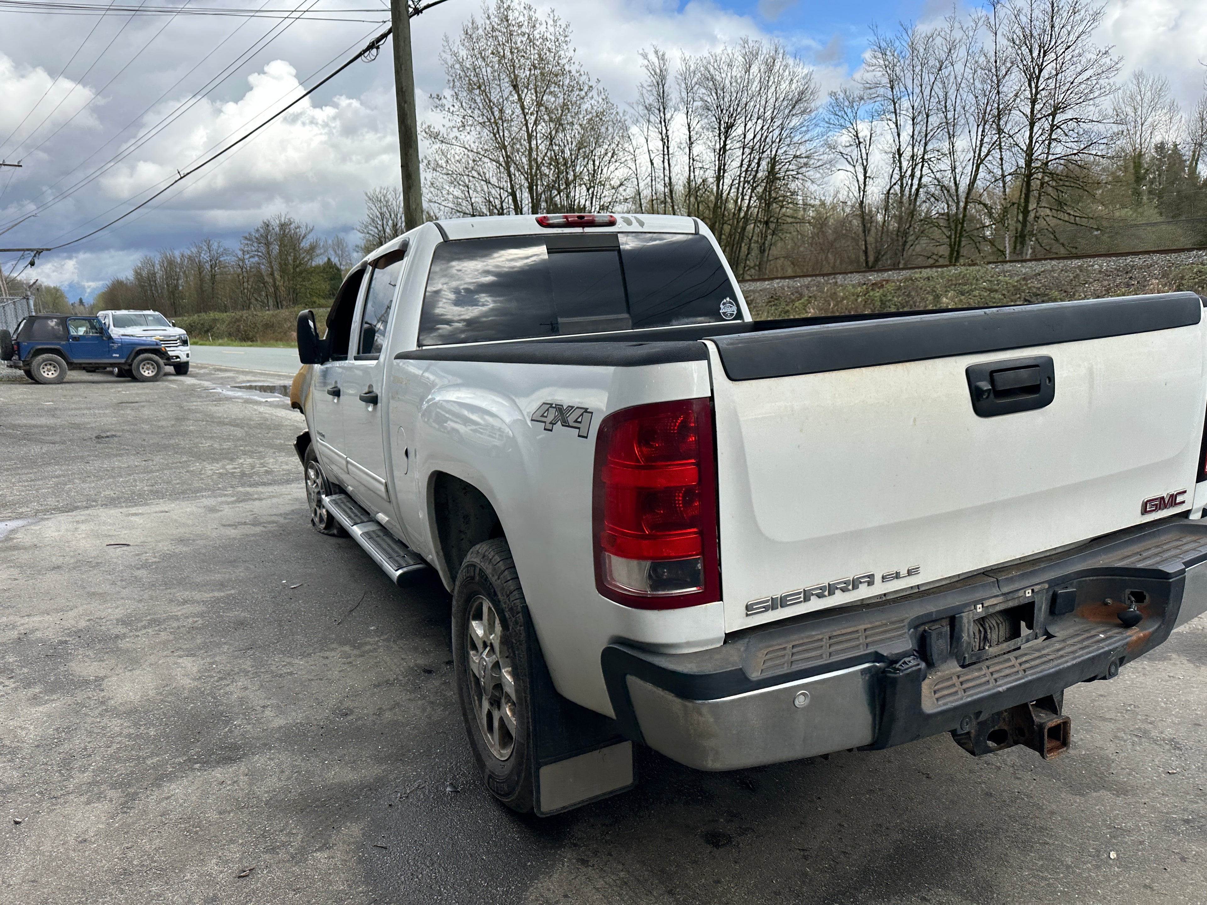 2013 GMC Sierra 3500 6.6L LML – G2515