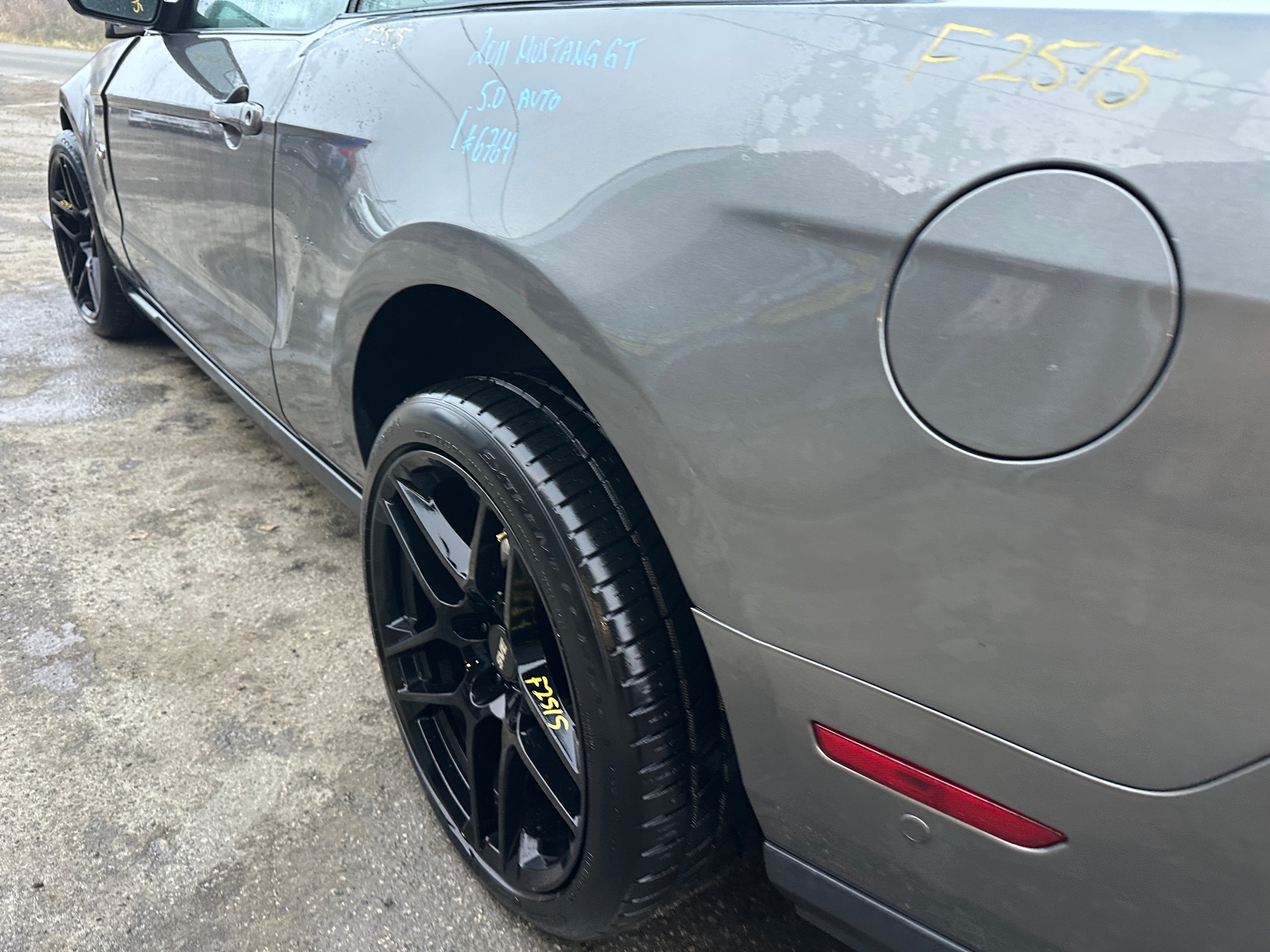 2011 Ford Mustang GT 5.0 – F2515