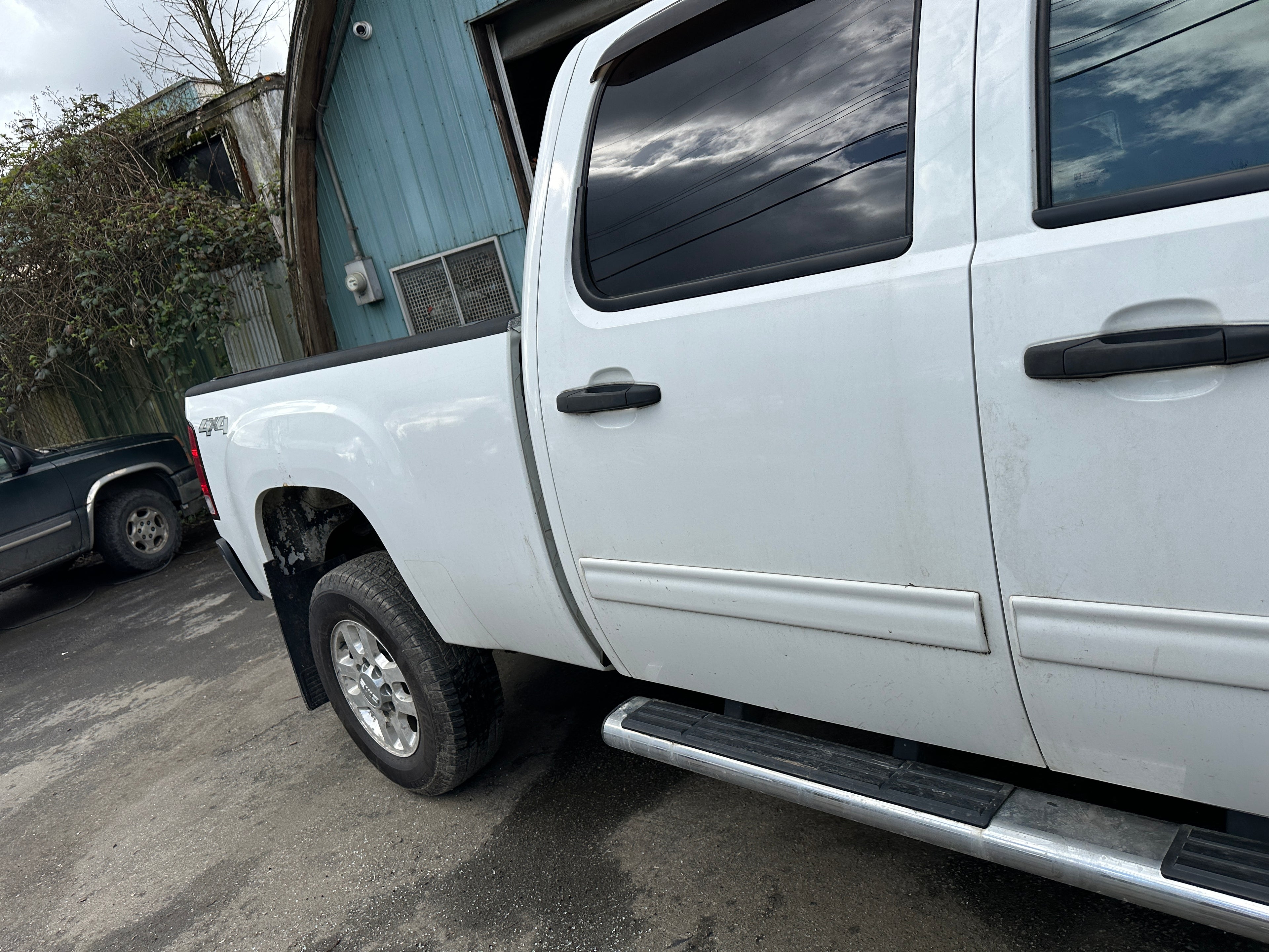 2013 GMC Sierra 3500 6.6L LML – G2515