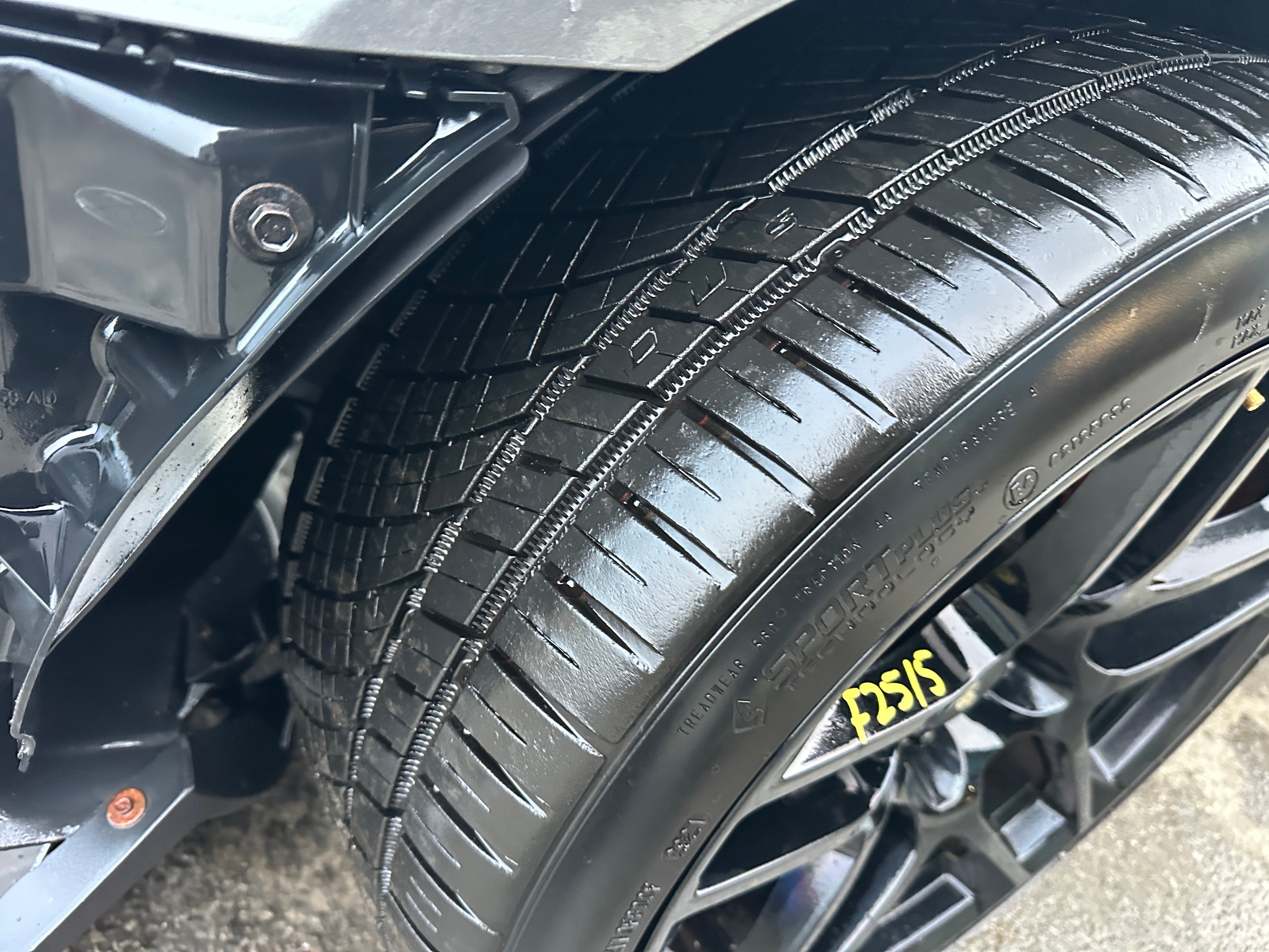 2011 Ford Mustang GT 5.0 – F2515