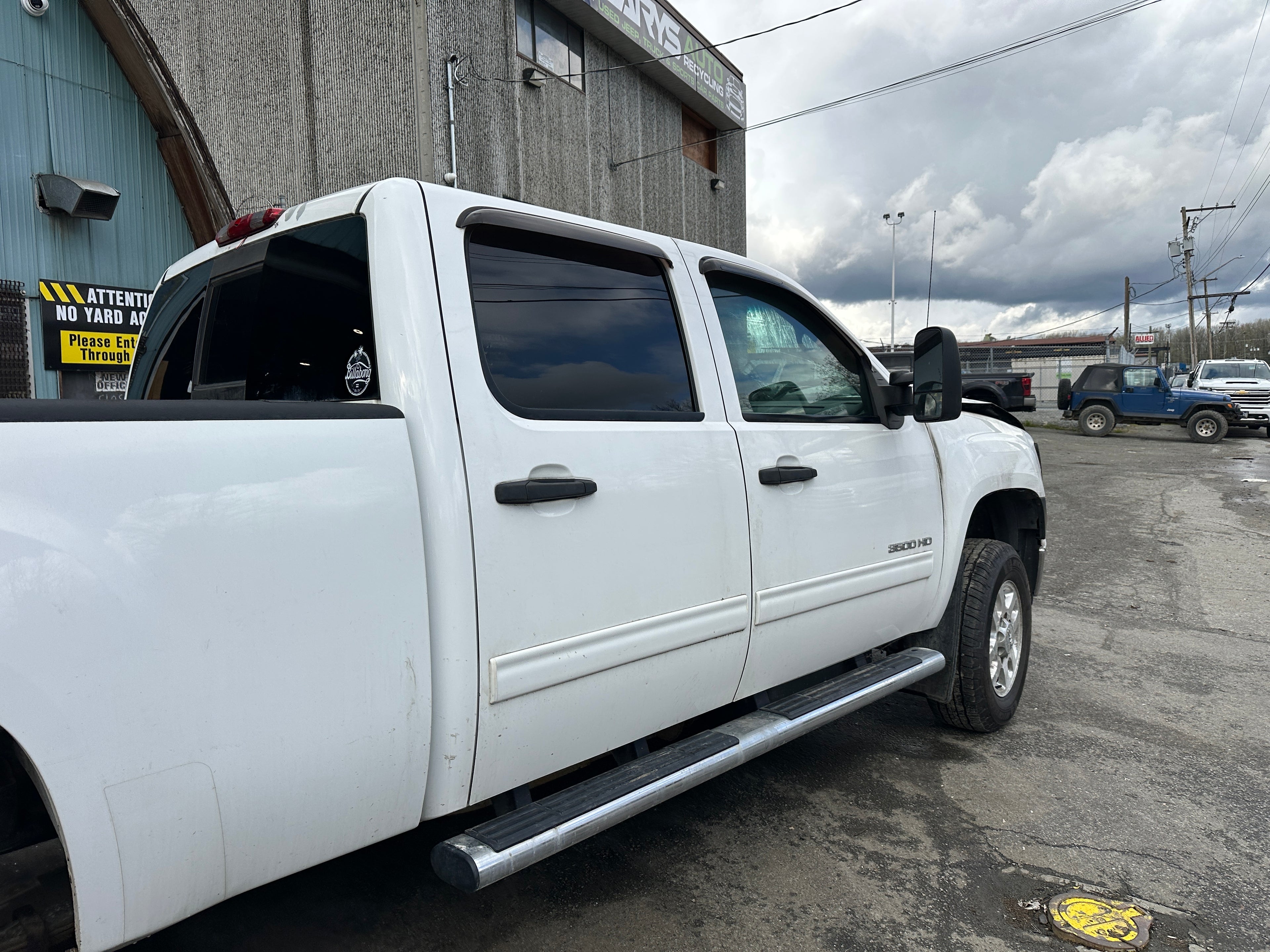 2013 GMC Sierra 3500 6.6L LML – G2515