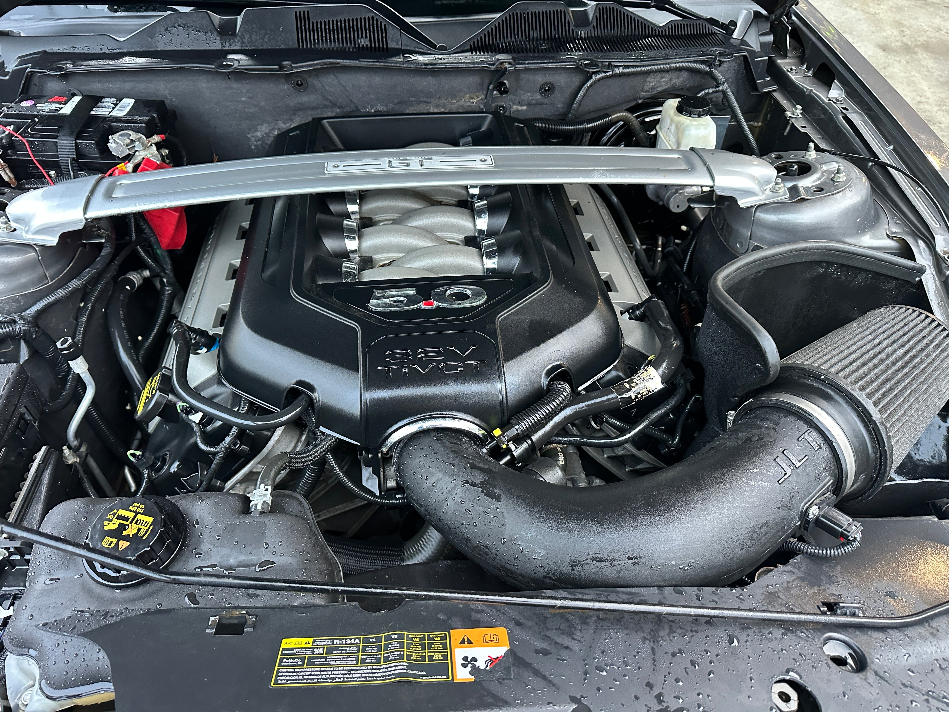 2011 Ford Mustang GT 5.0 – F2515