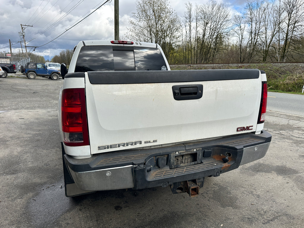 2013 GMC Sierra 3500 6.6L LML – G2515