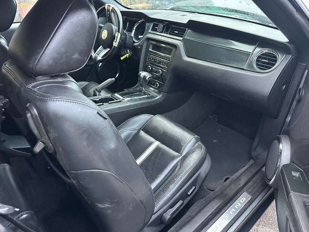 2011 Ford Mustang GT 5.0 – F2515