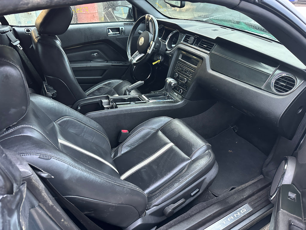 2011 Ford Mustang GT 5.0 – F2515