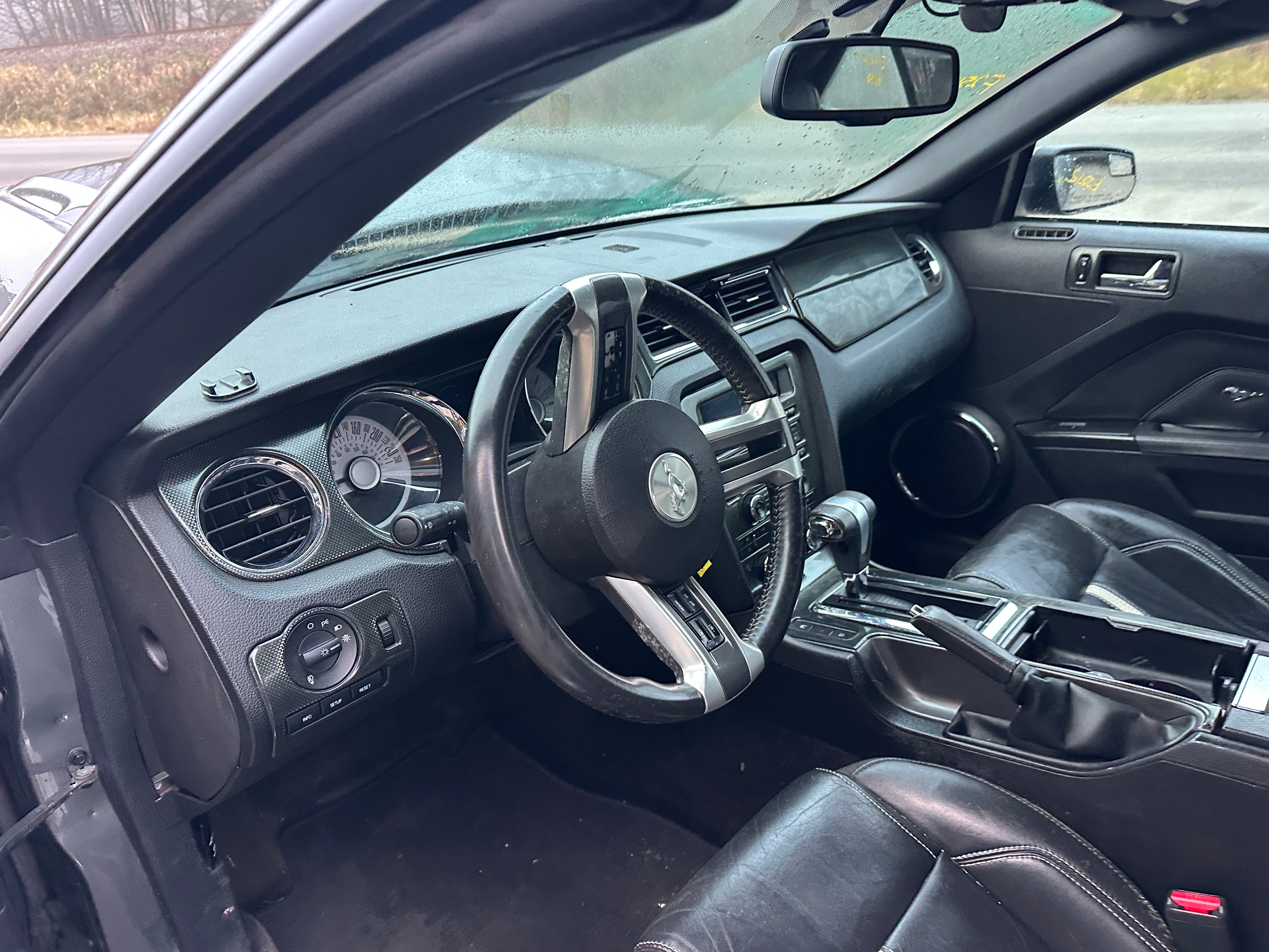 2011 Ford Mustang GT 5.0 – F2515