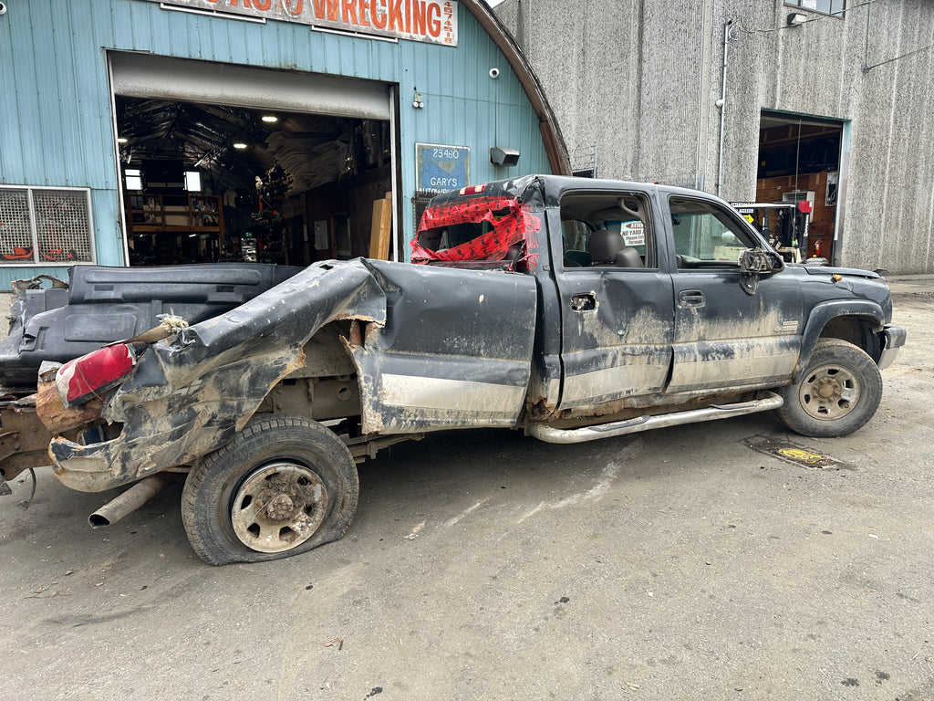 2004 Chevrolet Silverado 3500 6.6L LLY – C2517