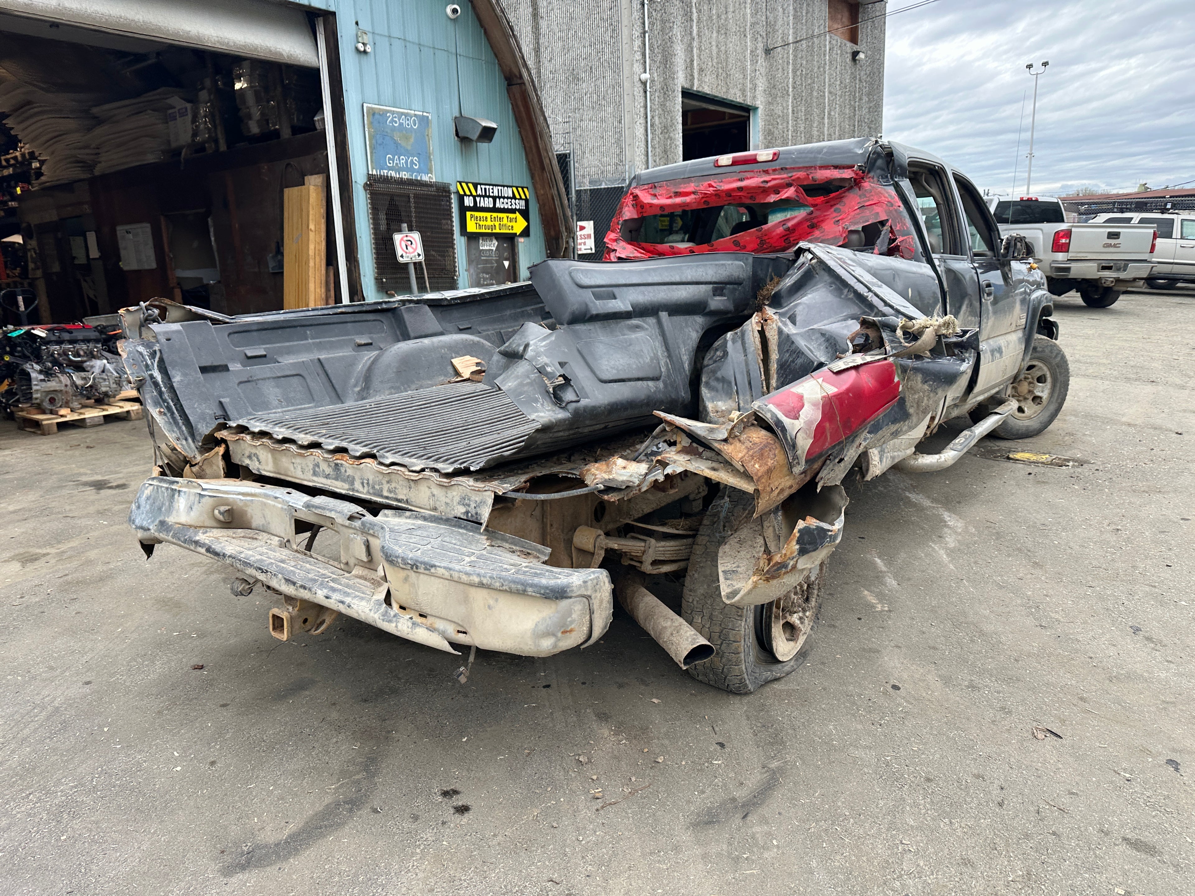 2004 Chevrolet Silverado 3500 6.6L LLY – C2517
