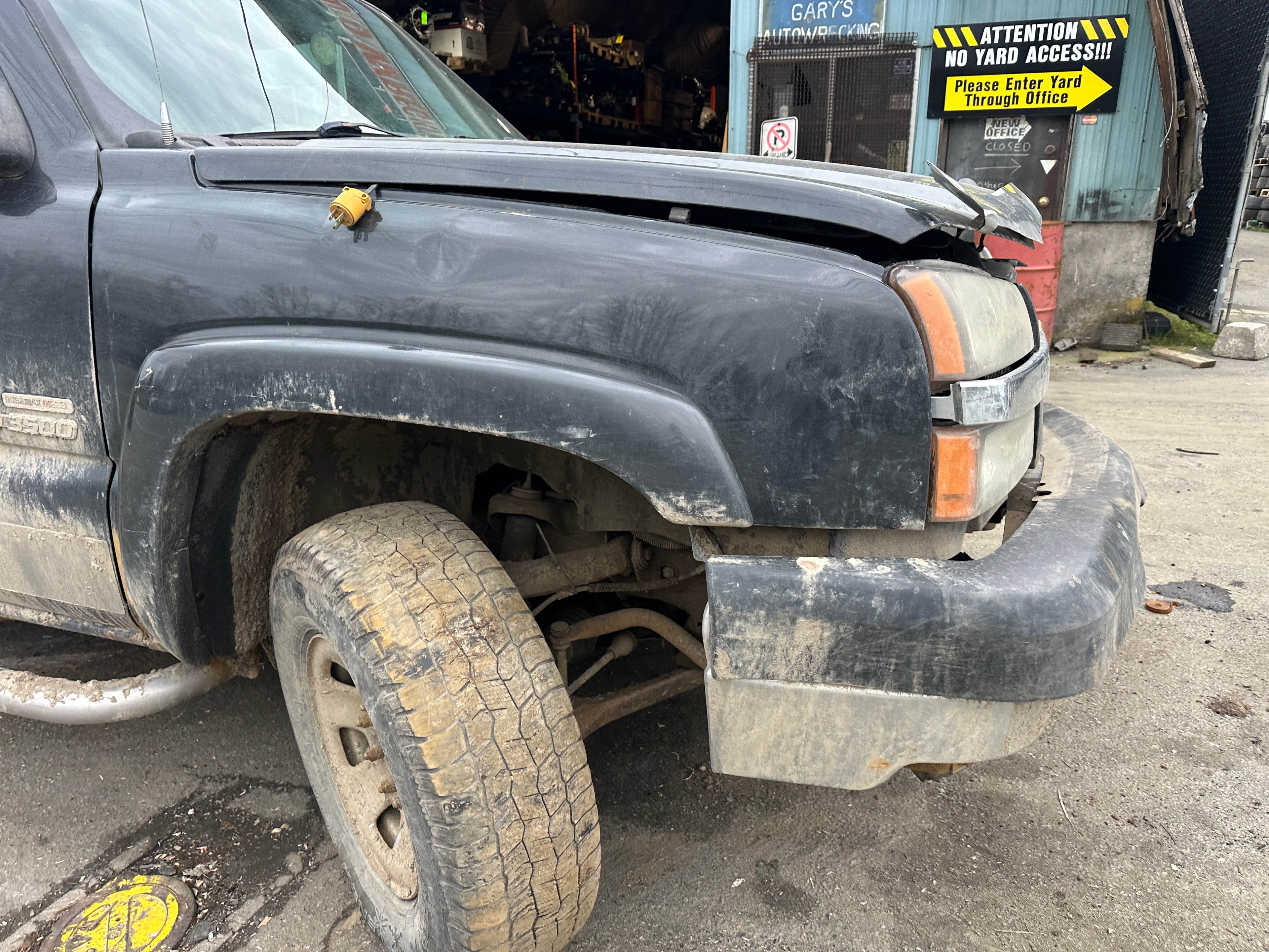 2004 Chevrolet Silverado 3500 6.6L LLY – C2517