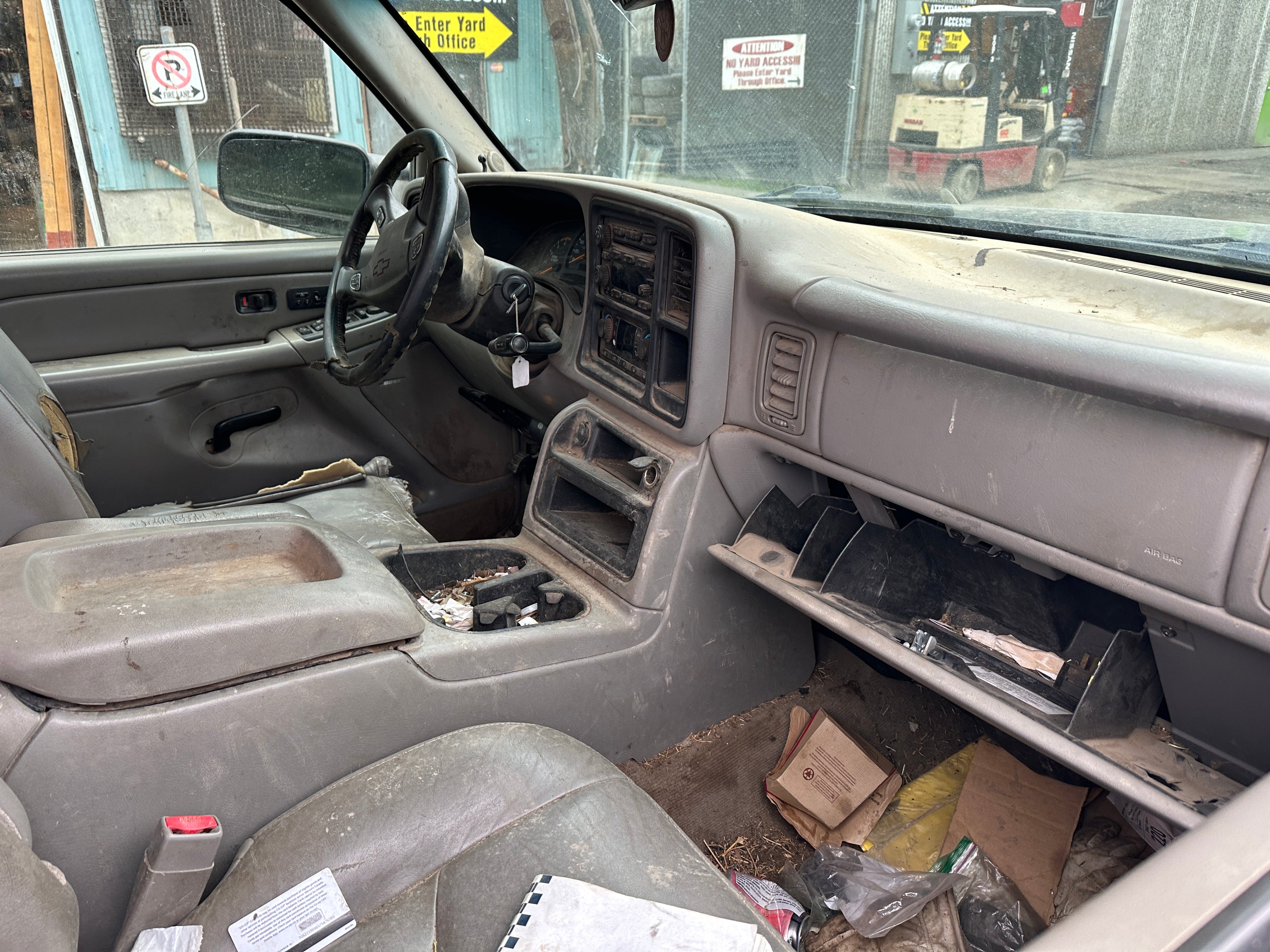 2004 Chevrolet Silverado 3500 6.6L LLY – C2517